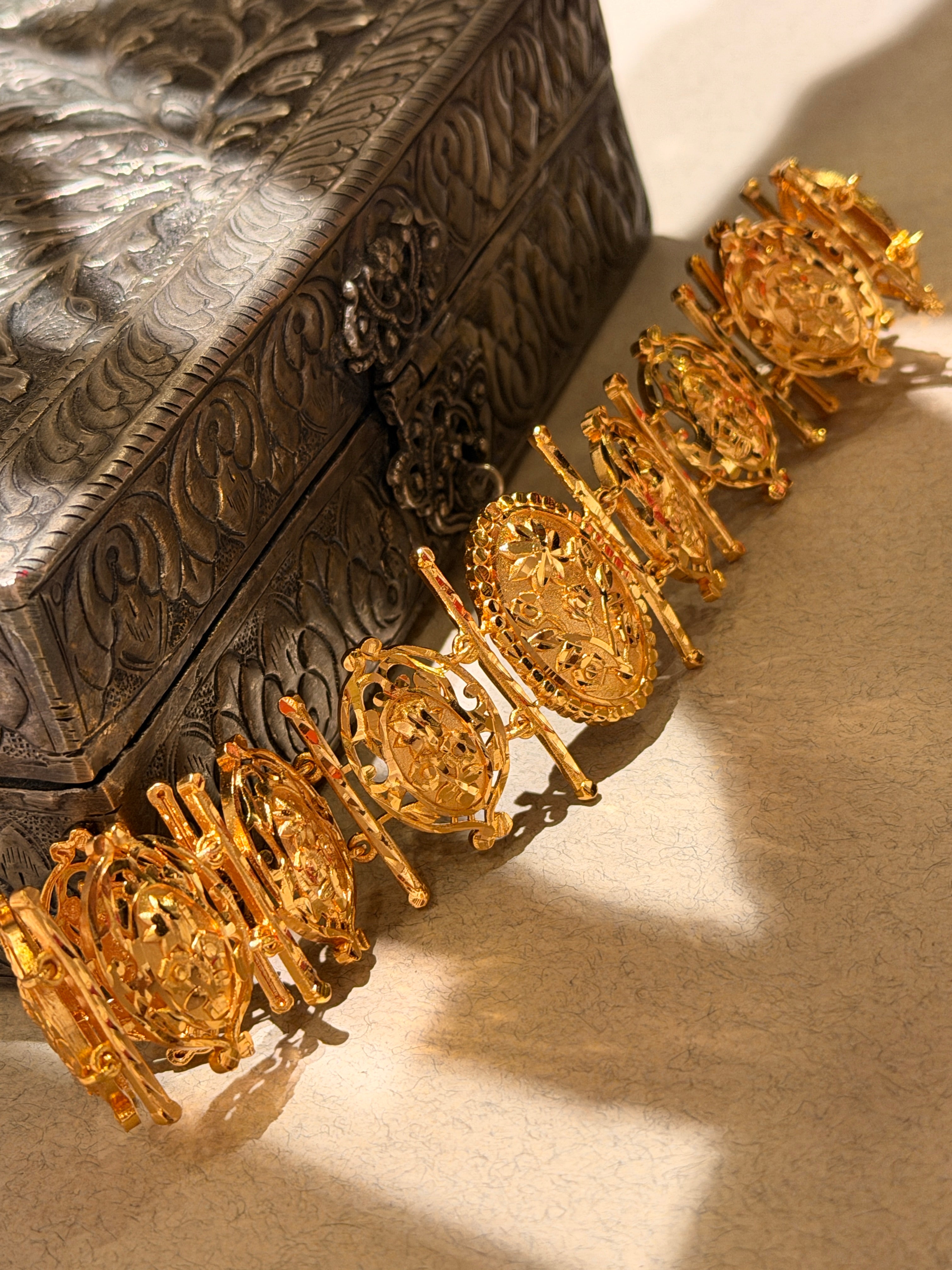 Dynasty Gold Choker - Royal Bengal ‘26