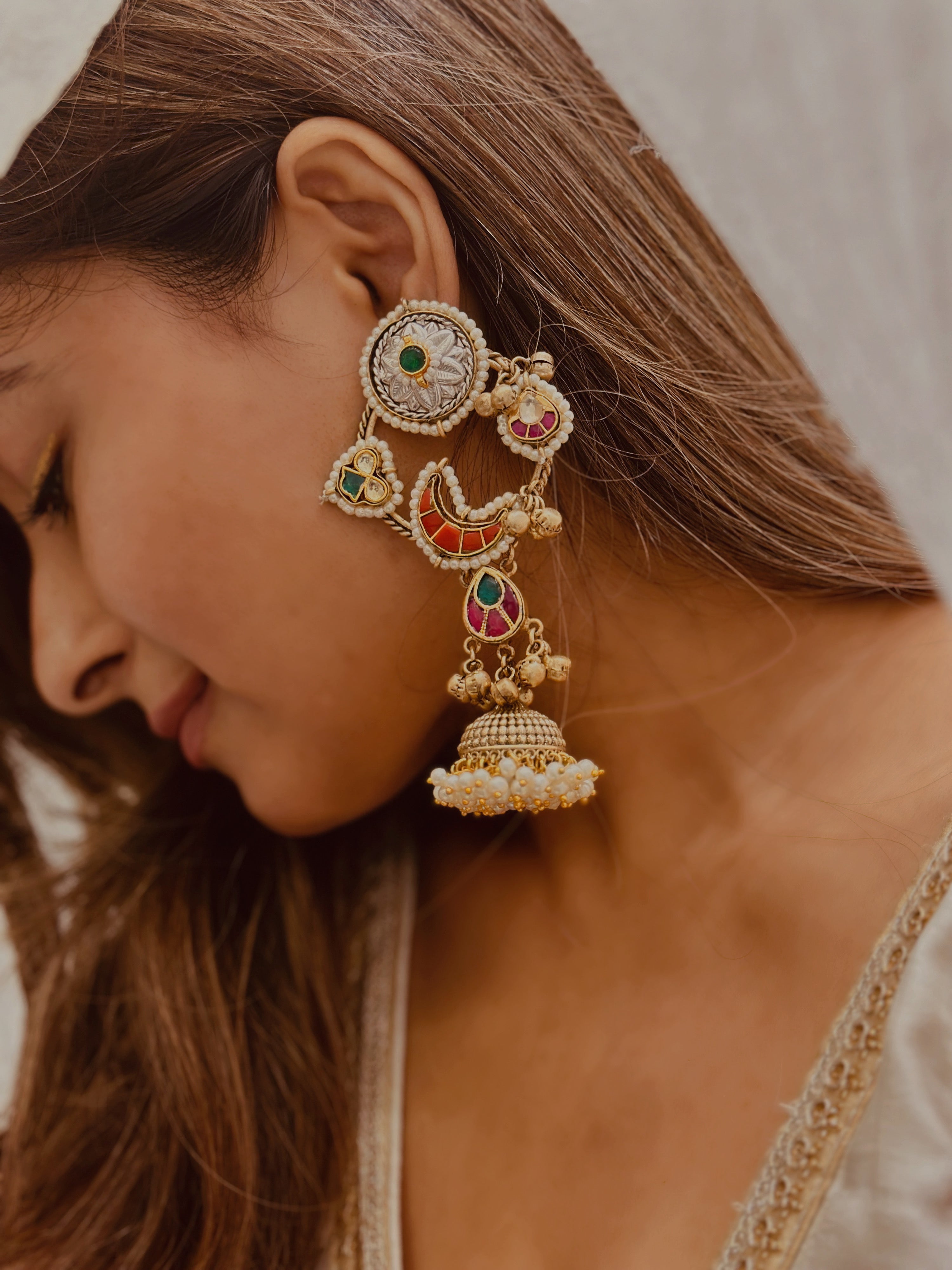 Nagma jhumki