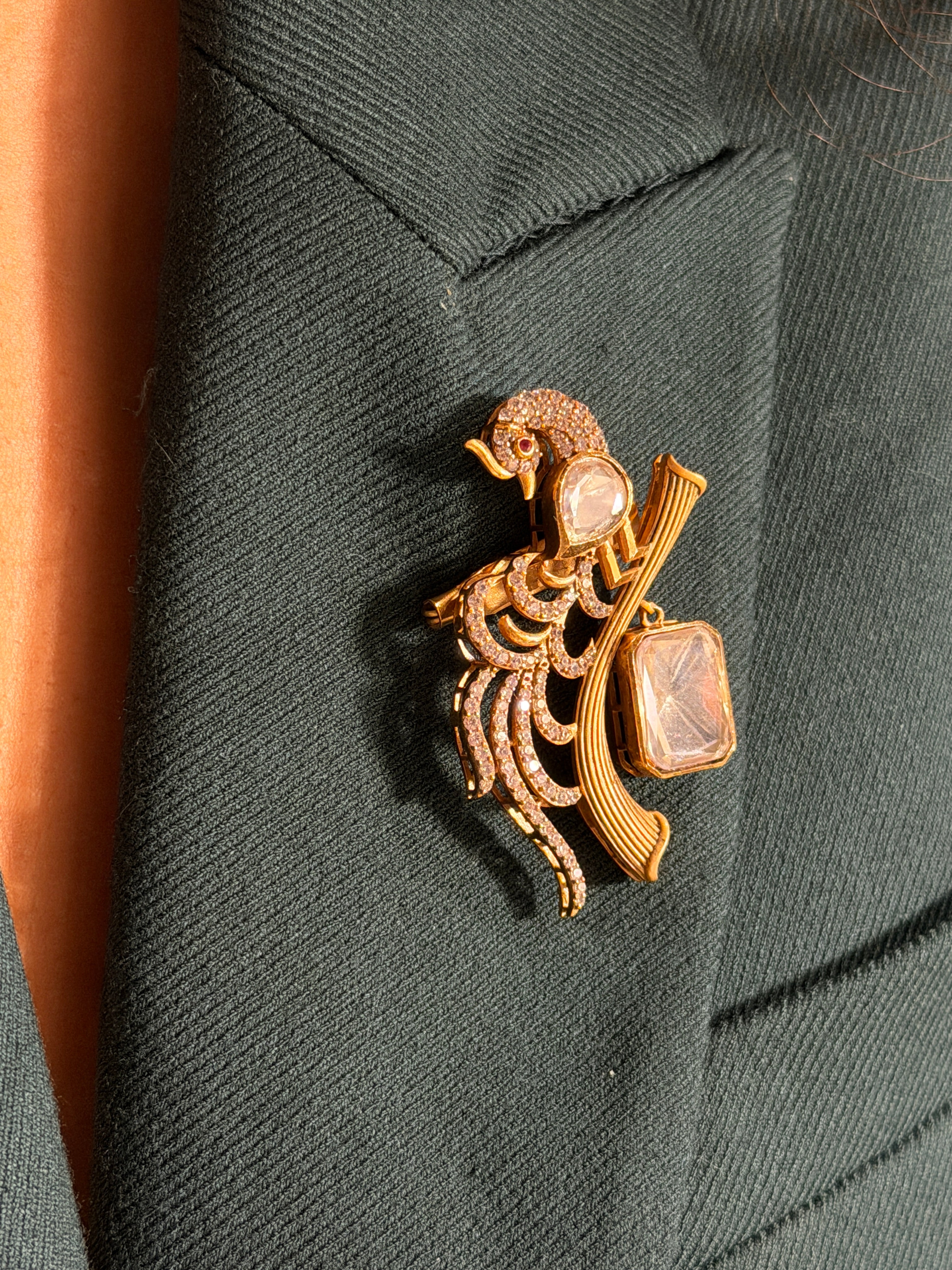 MORVIRA Brooch - unisex