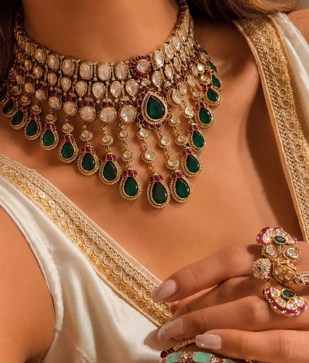 Jalwa Neck piece