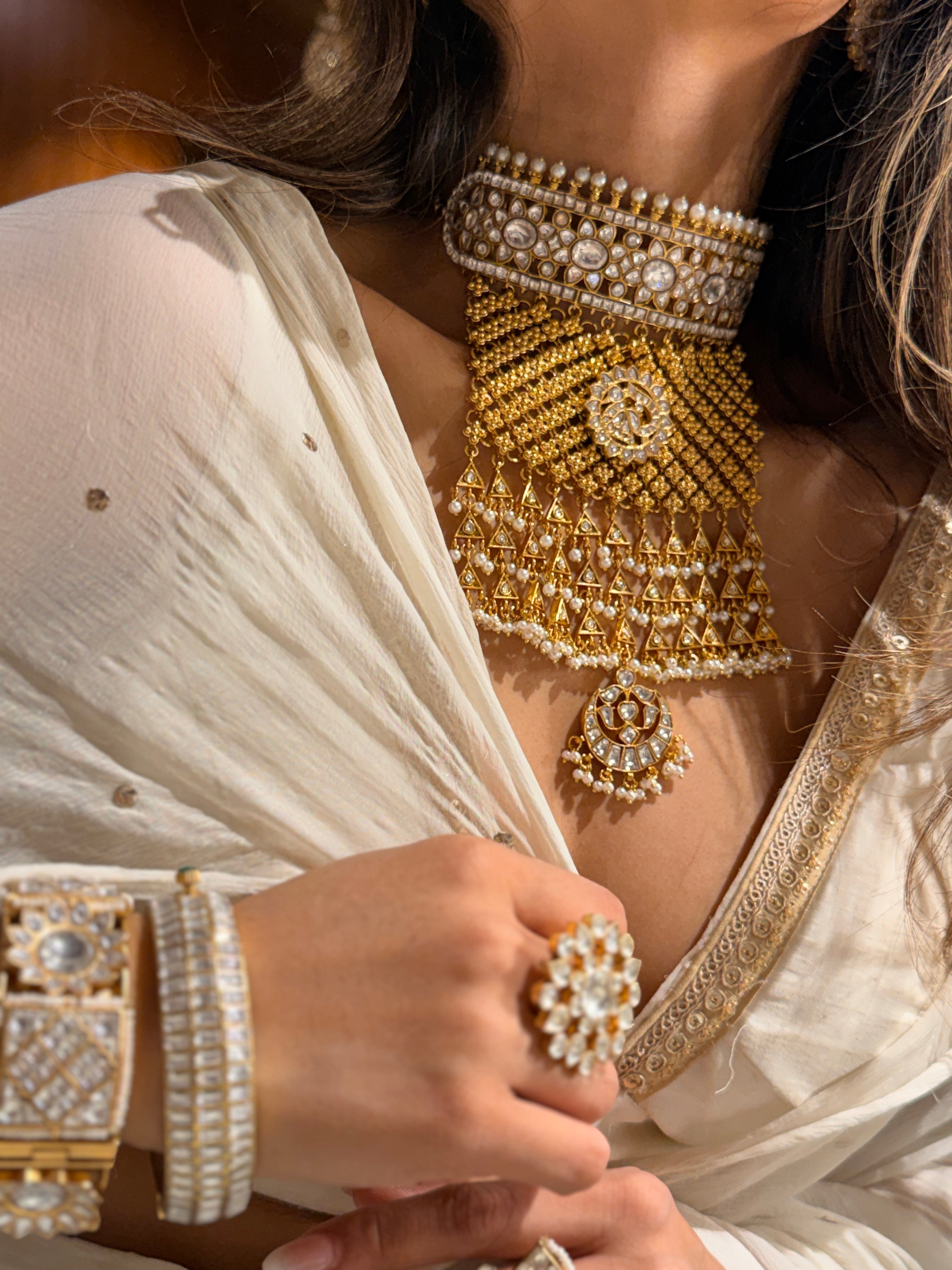 Mumtaz Mahal Choker
