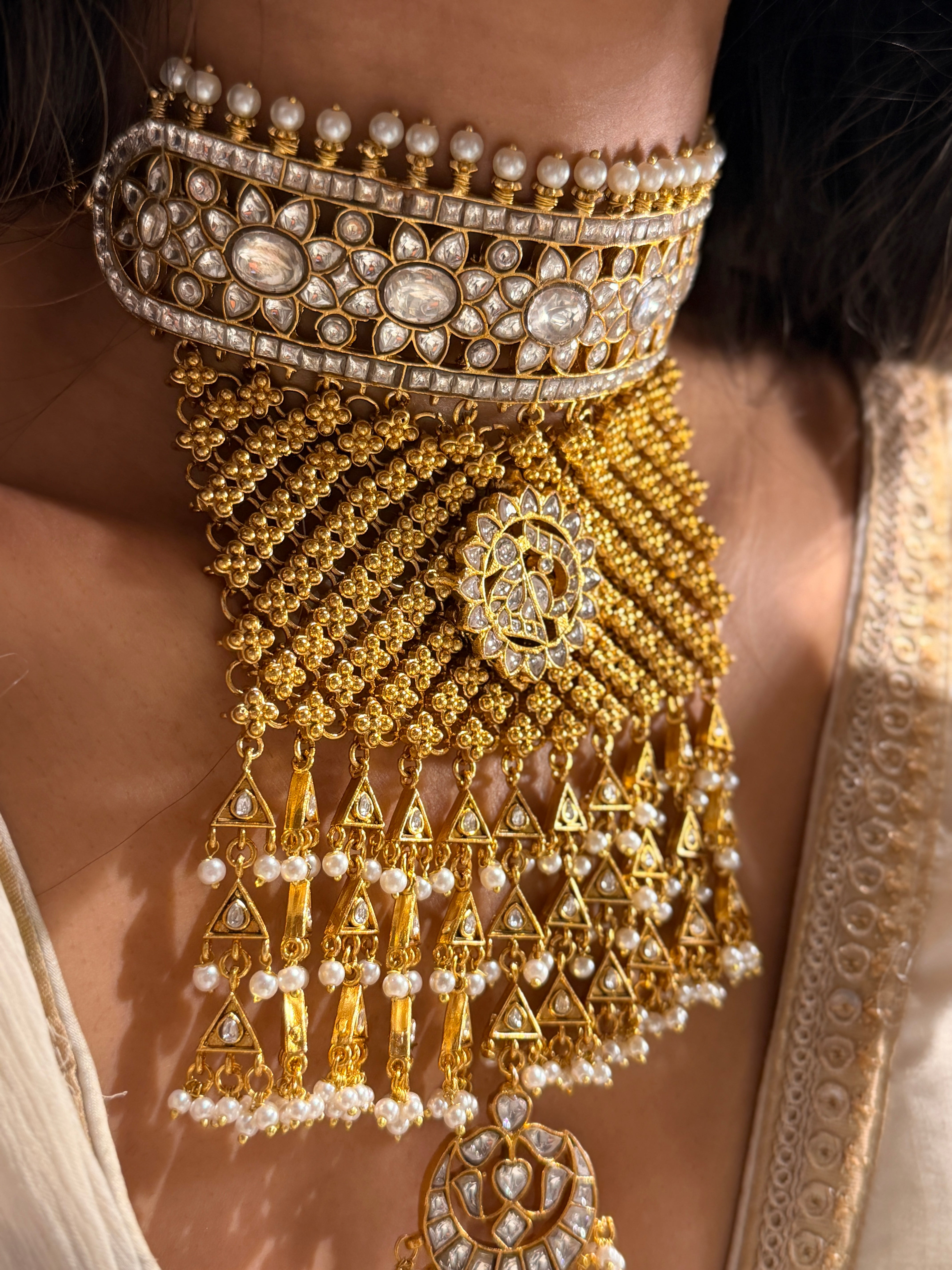 Mumtaz Mahal Choker
