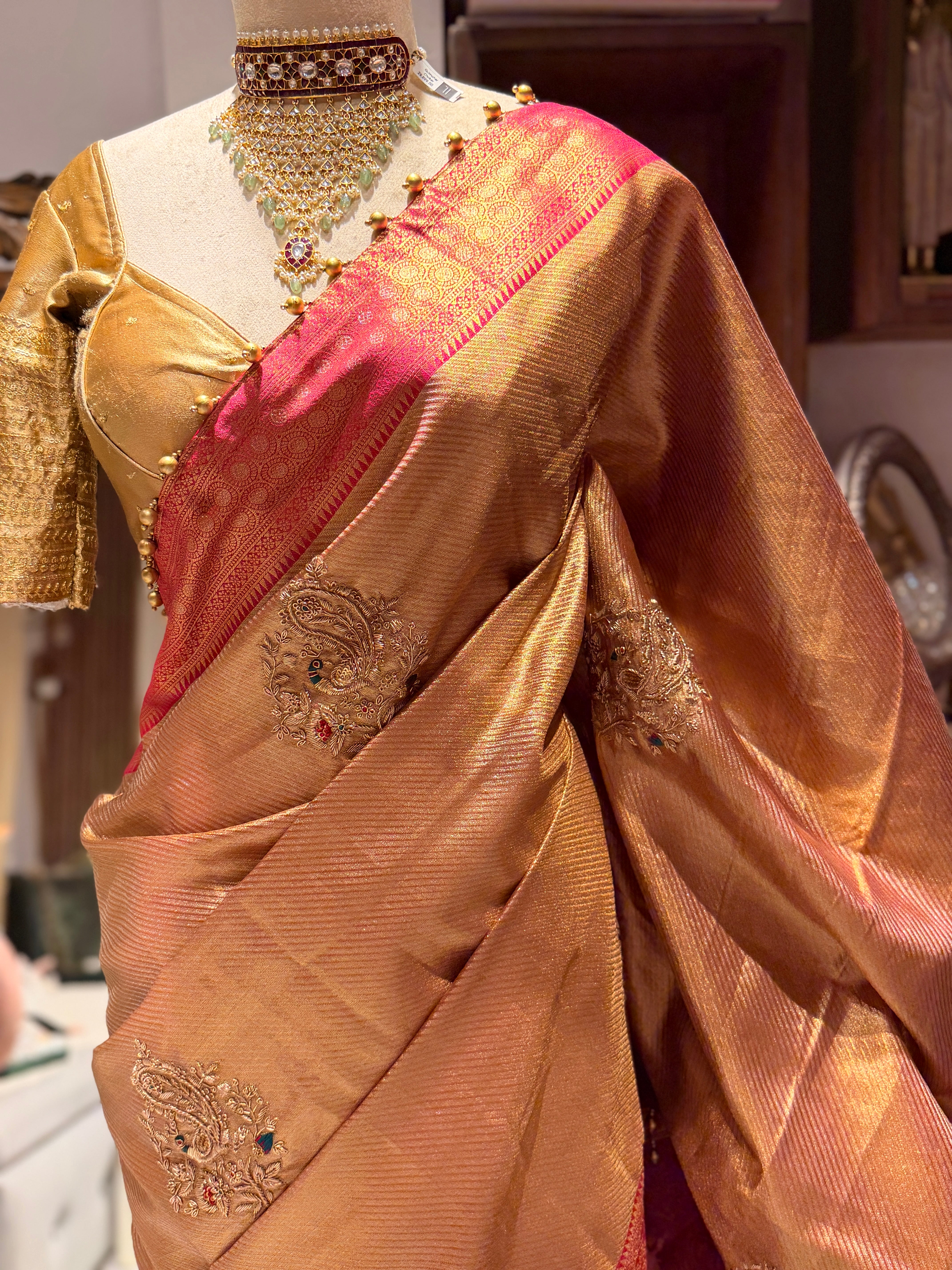 Sunheri Paisley Sona-Rupa zari Saree