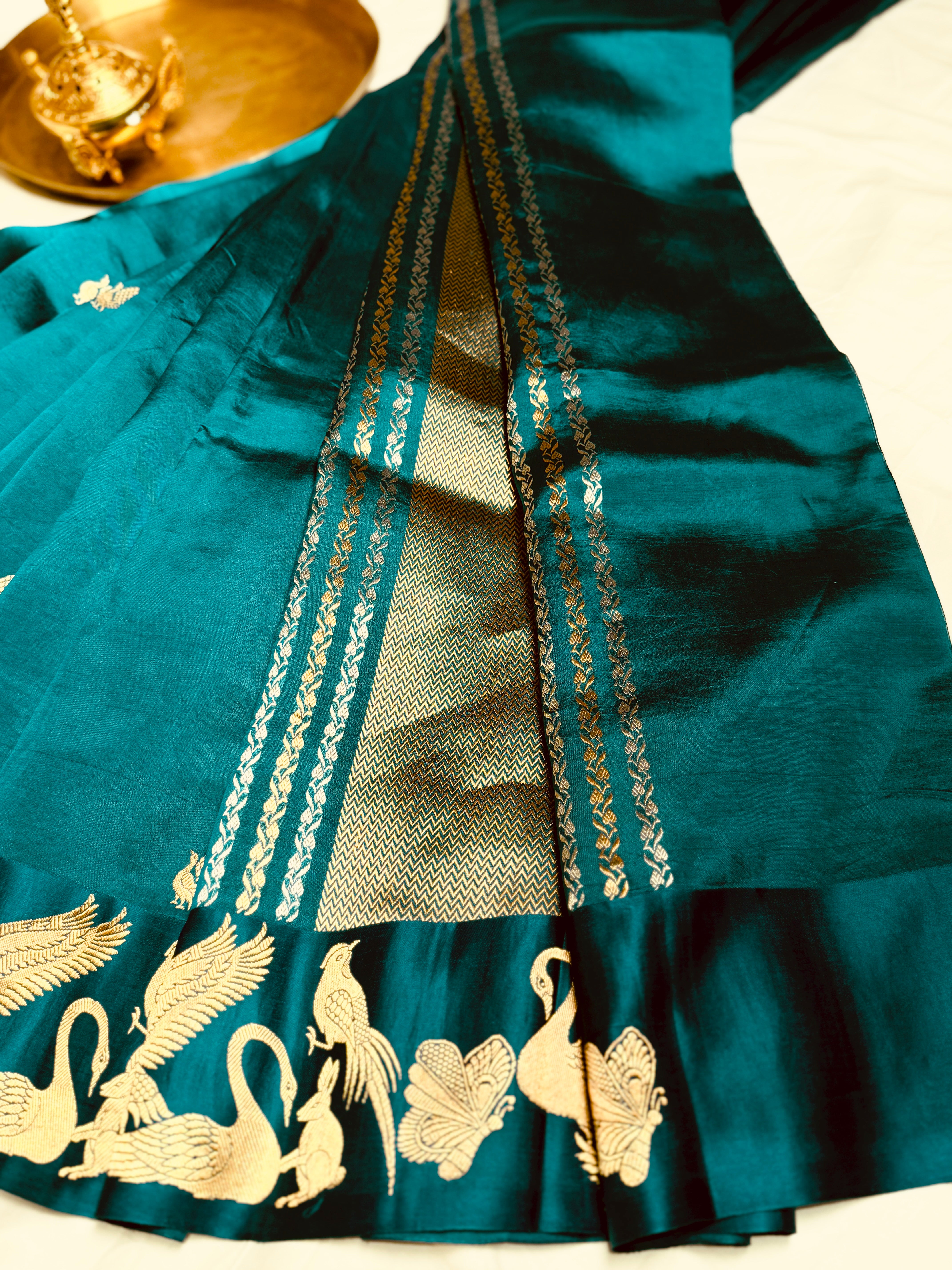 Mango swan silk Saree