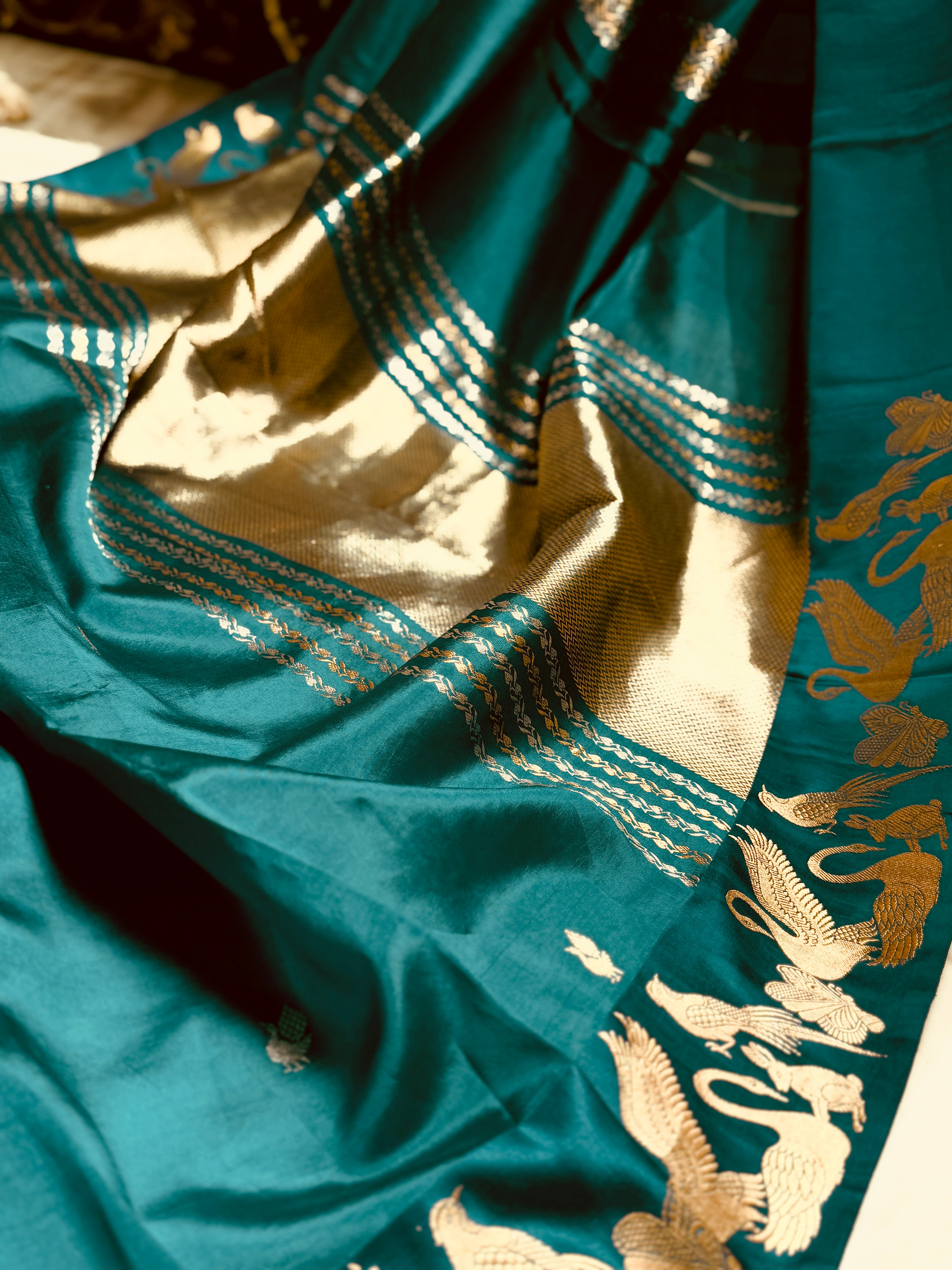 Mango swan silk Saree