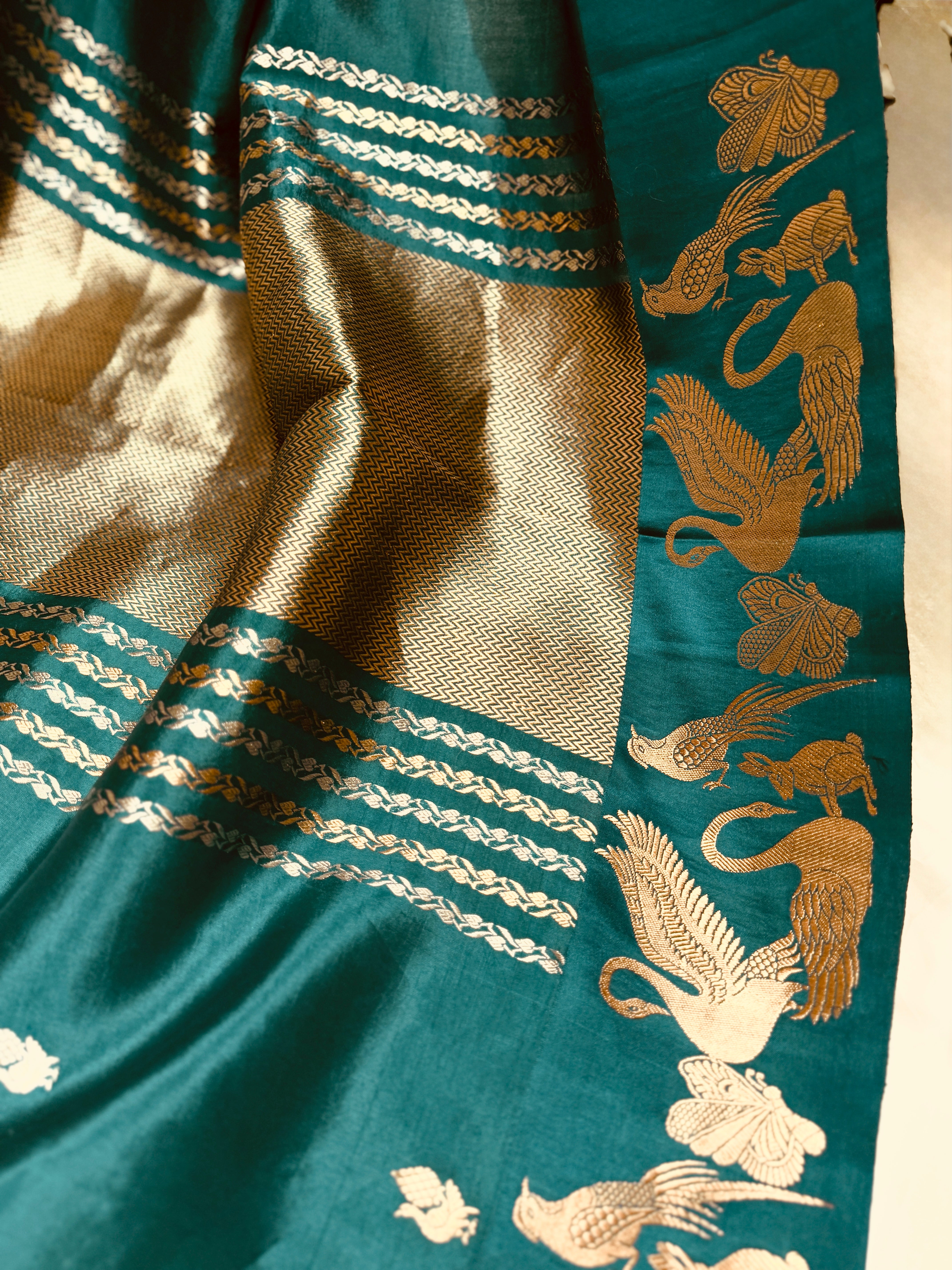 Mango swan silk Saree