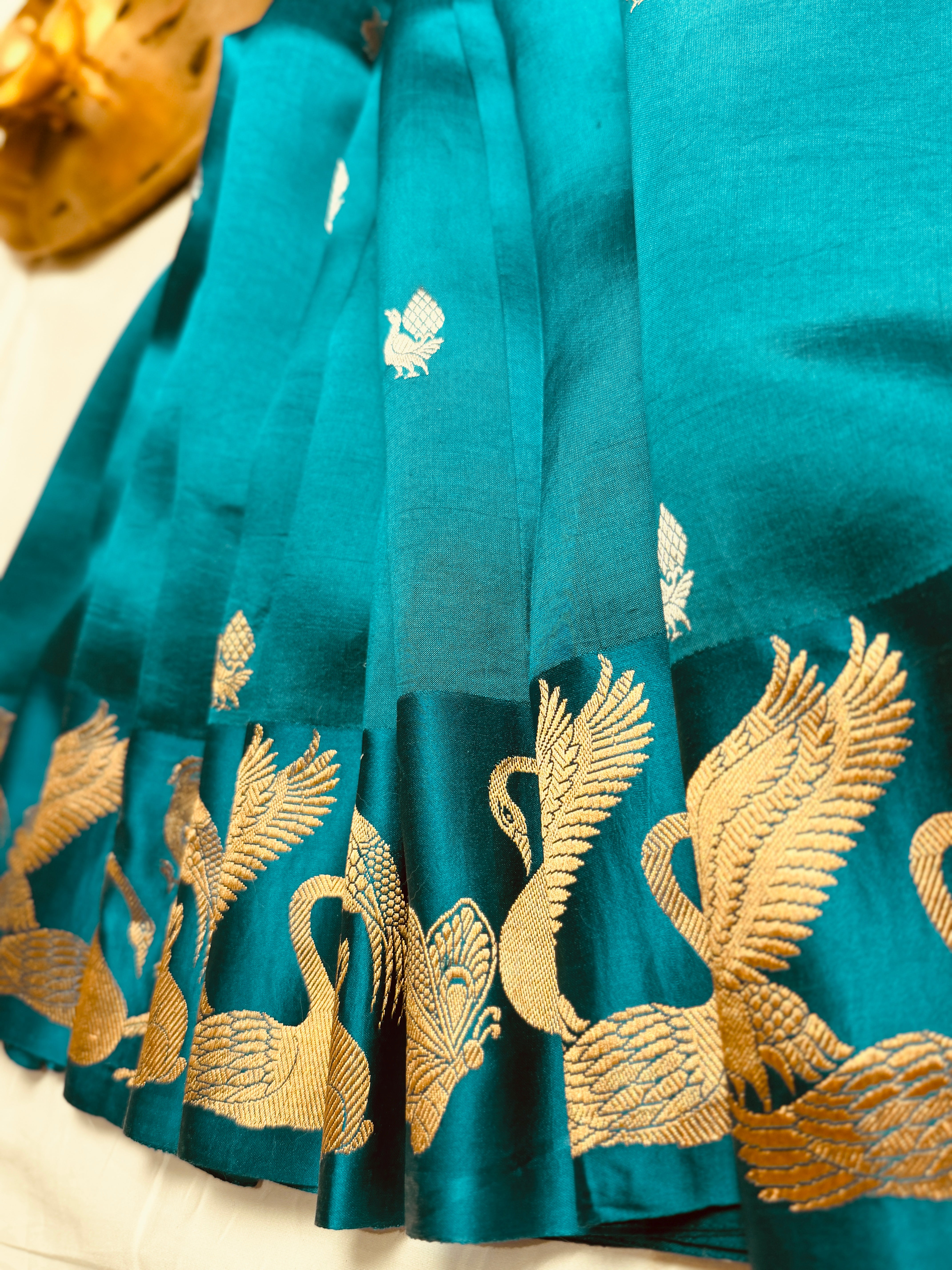 Mango swan silk Saree