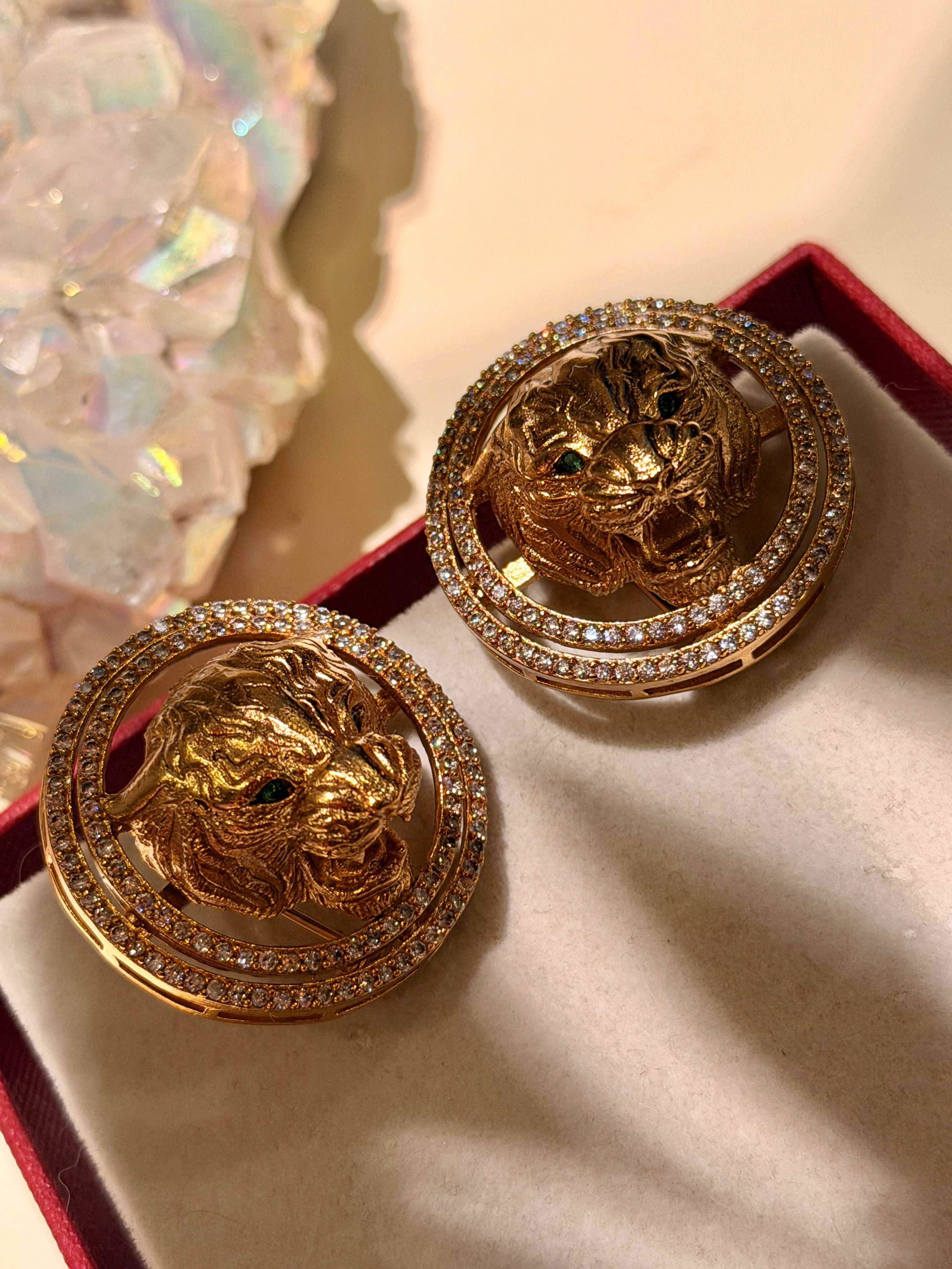 Rajsimha Emblem Stud