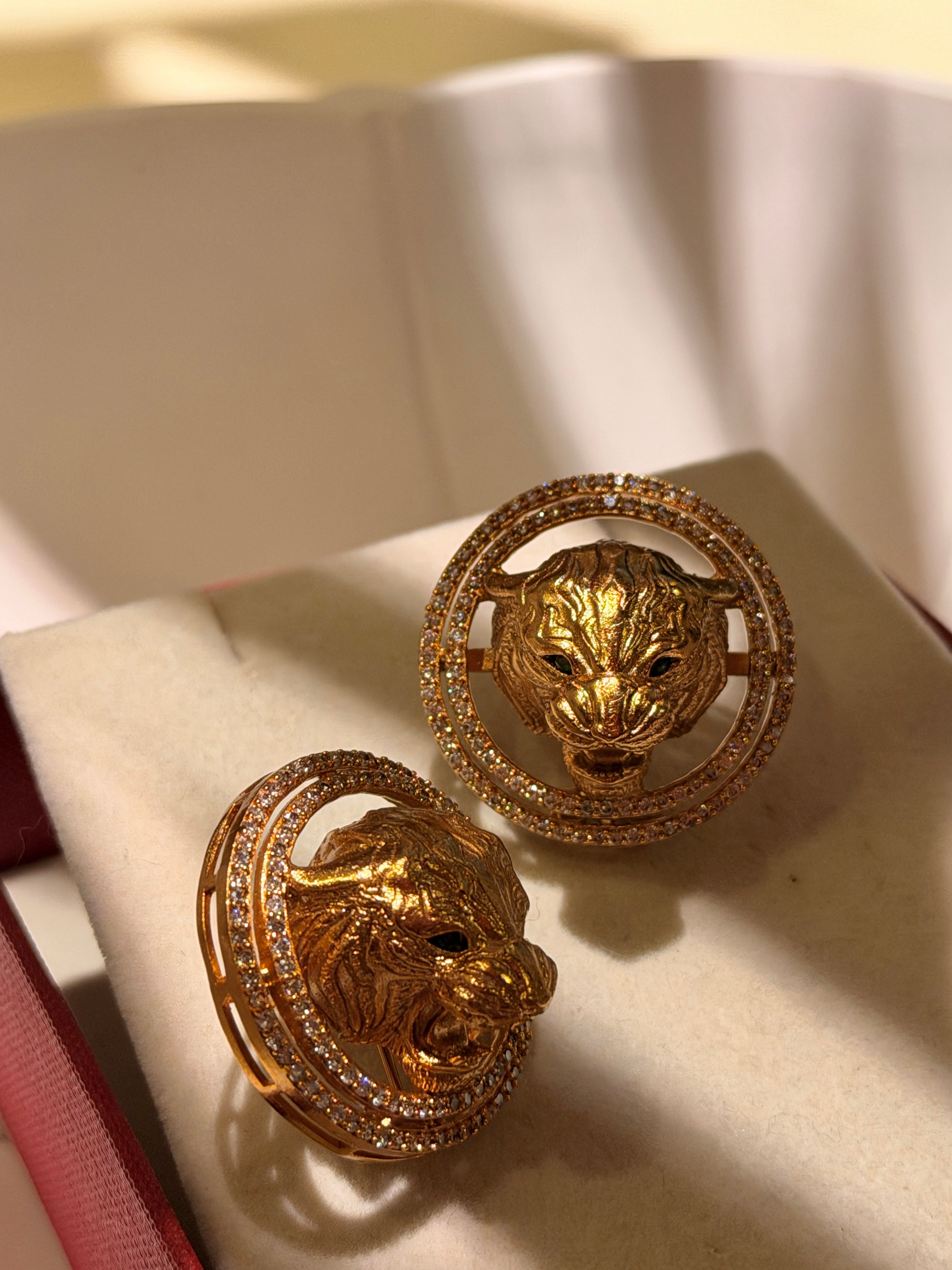 Rajsimha Emblem Stud