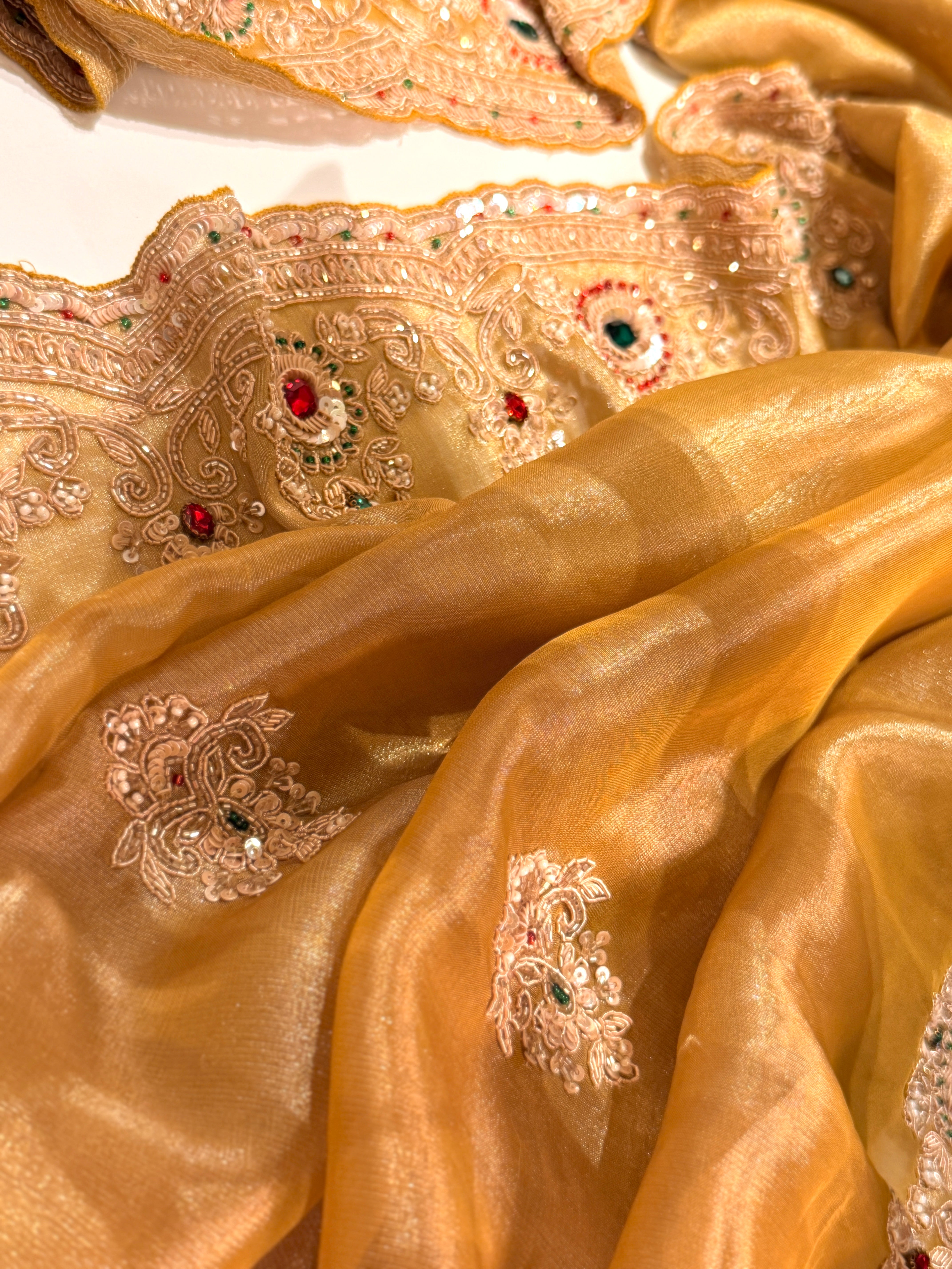 Golden Heirloom Tissue kanjivaran Zardosi saree