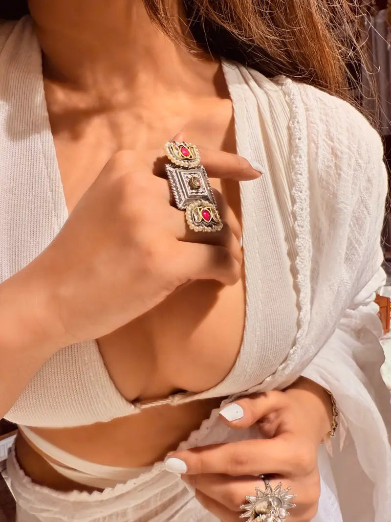 Komalini Ring