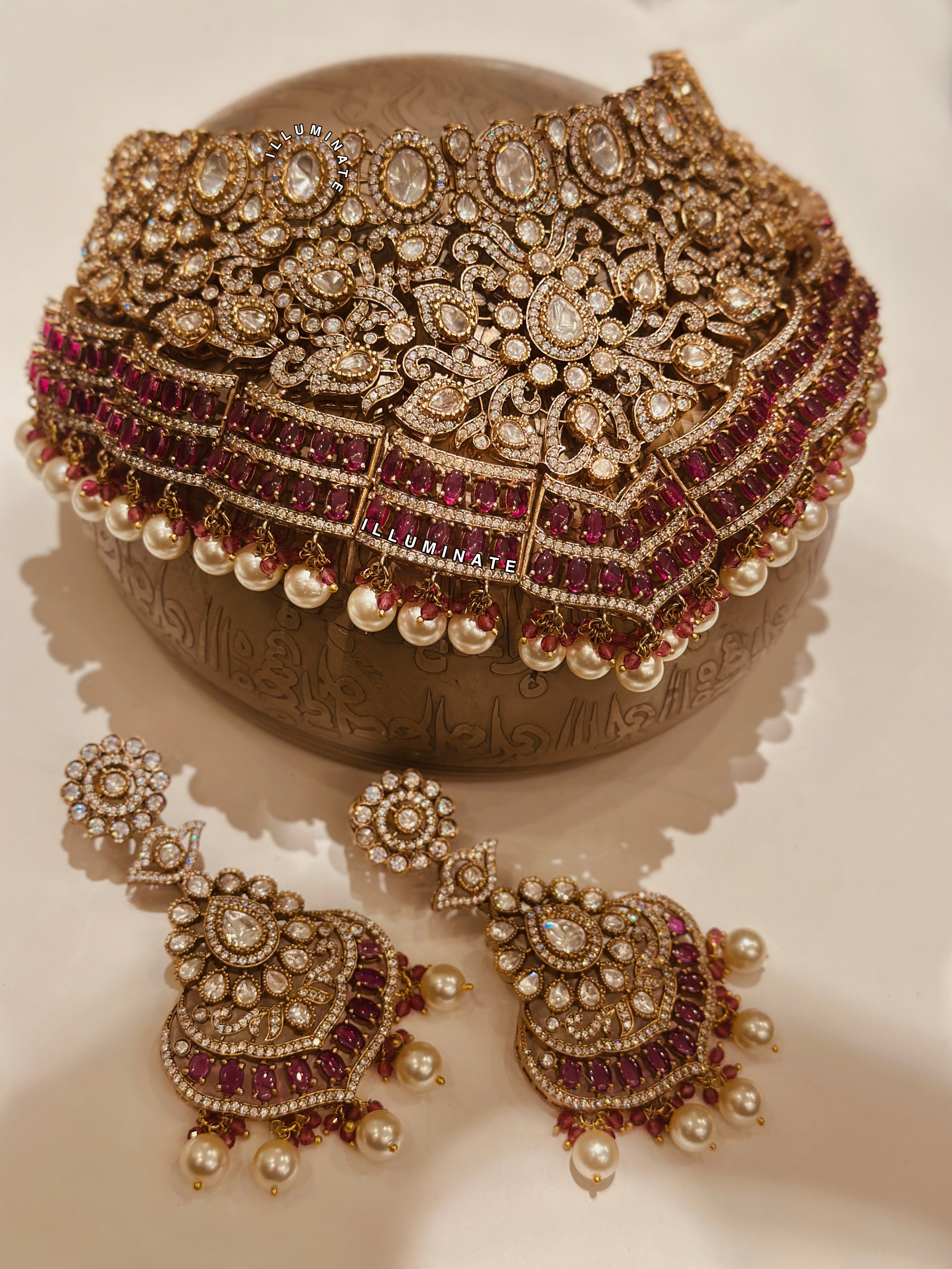 Queen Naira Necklace