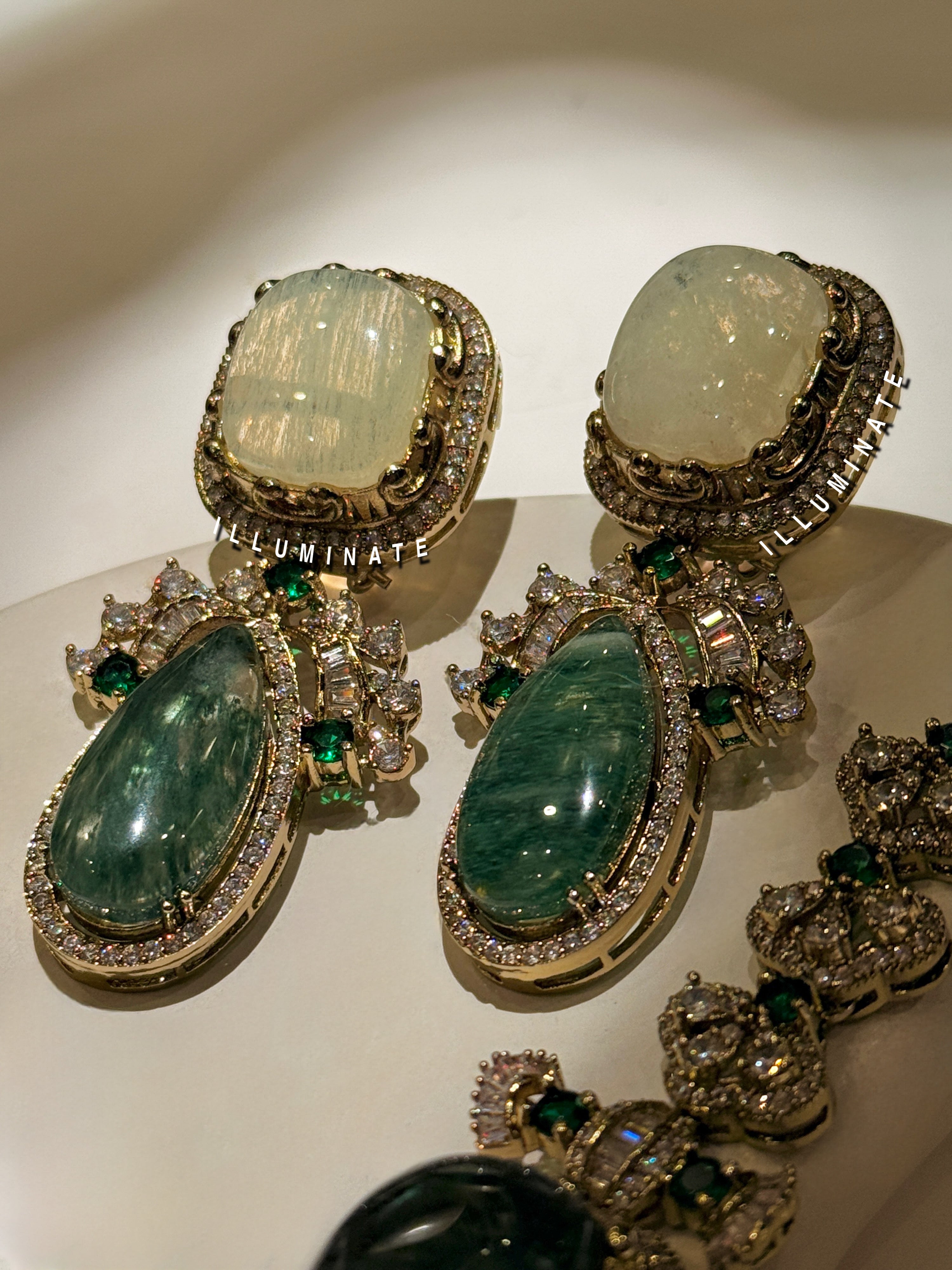 Elizabeth Dazzled necklace