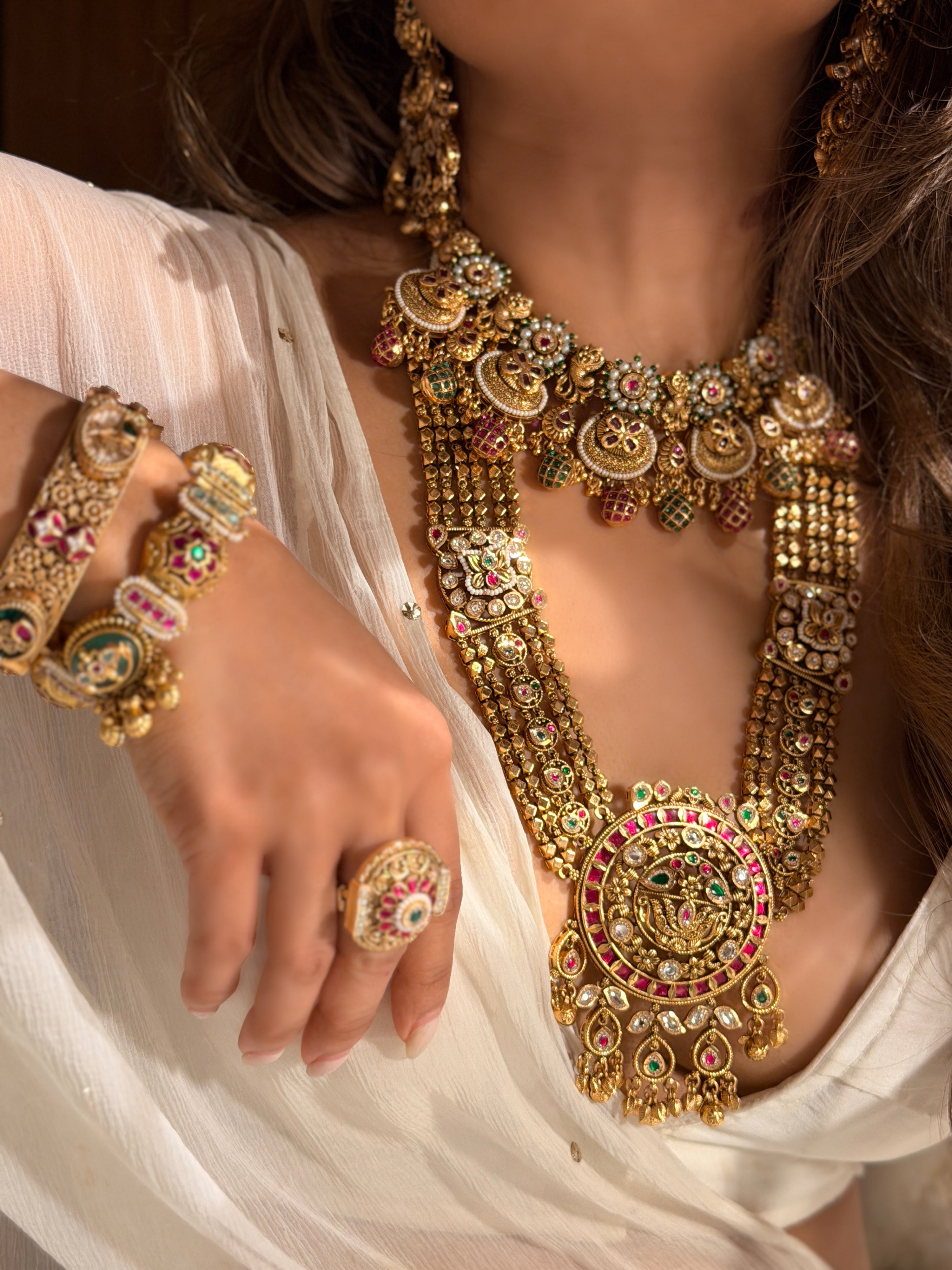 Kashvi gold plated Rajwadi Necklace