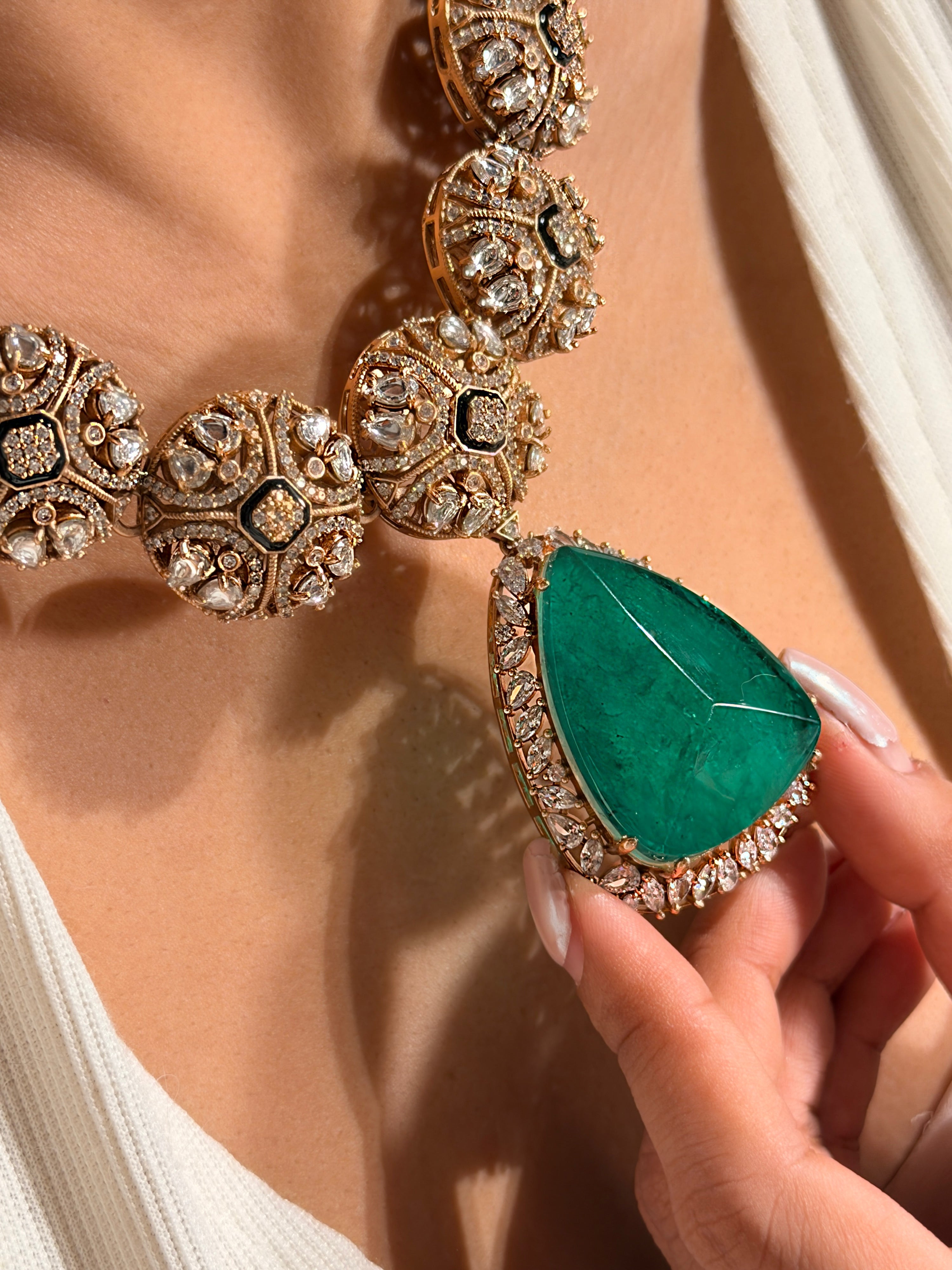 Nayantara Enerald Drop Necklace