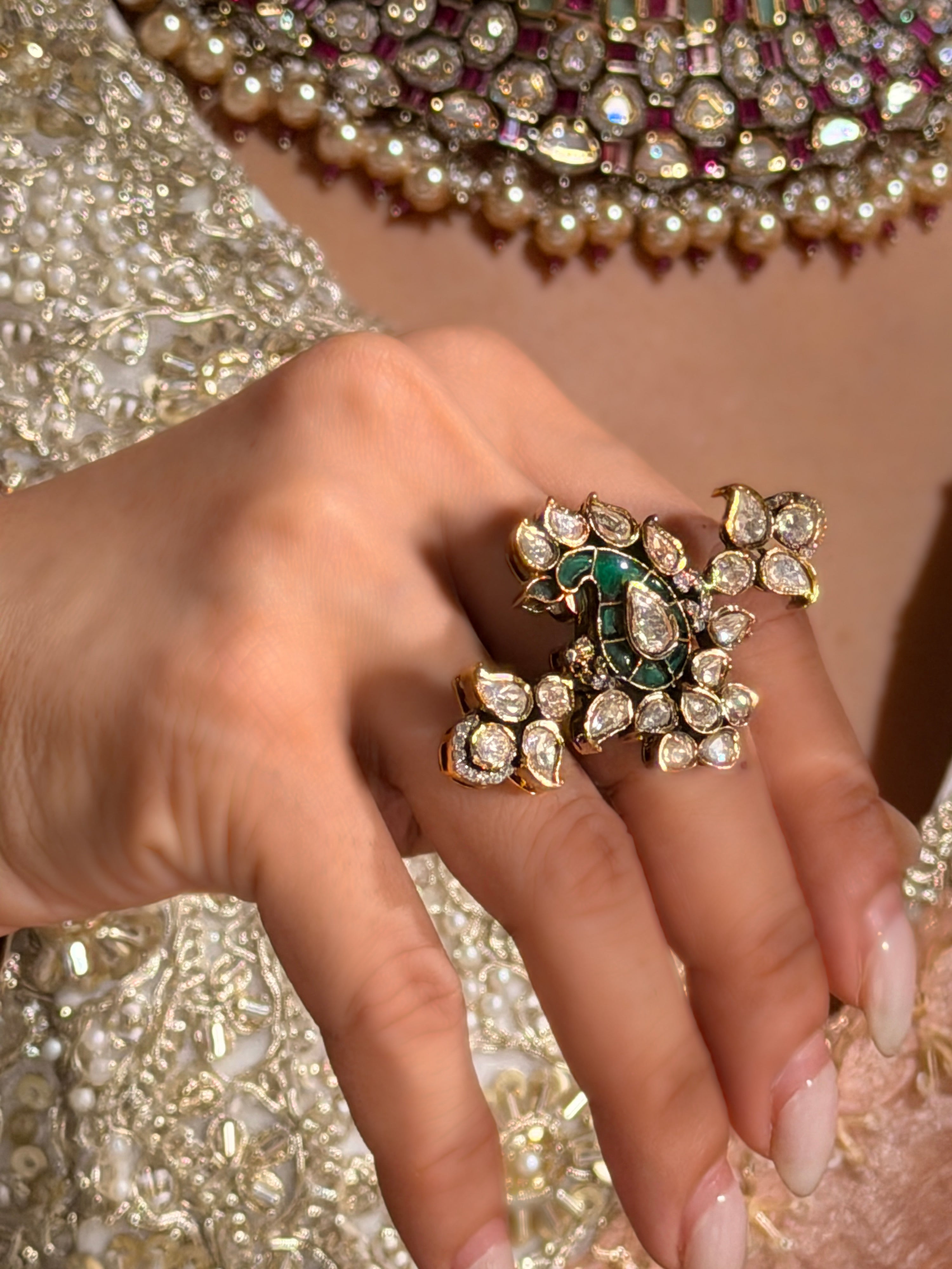 Shahi Gulshan - Emerald