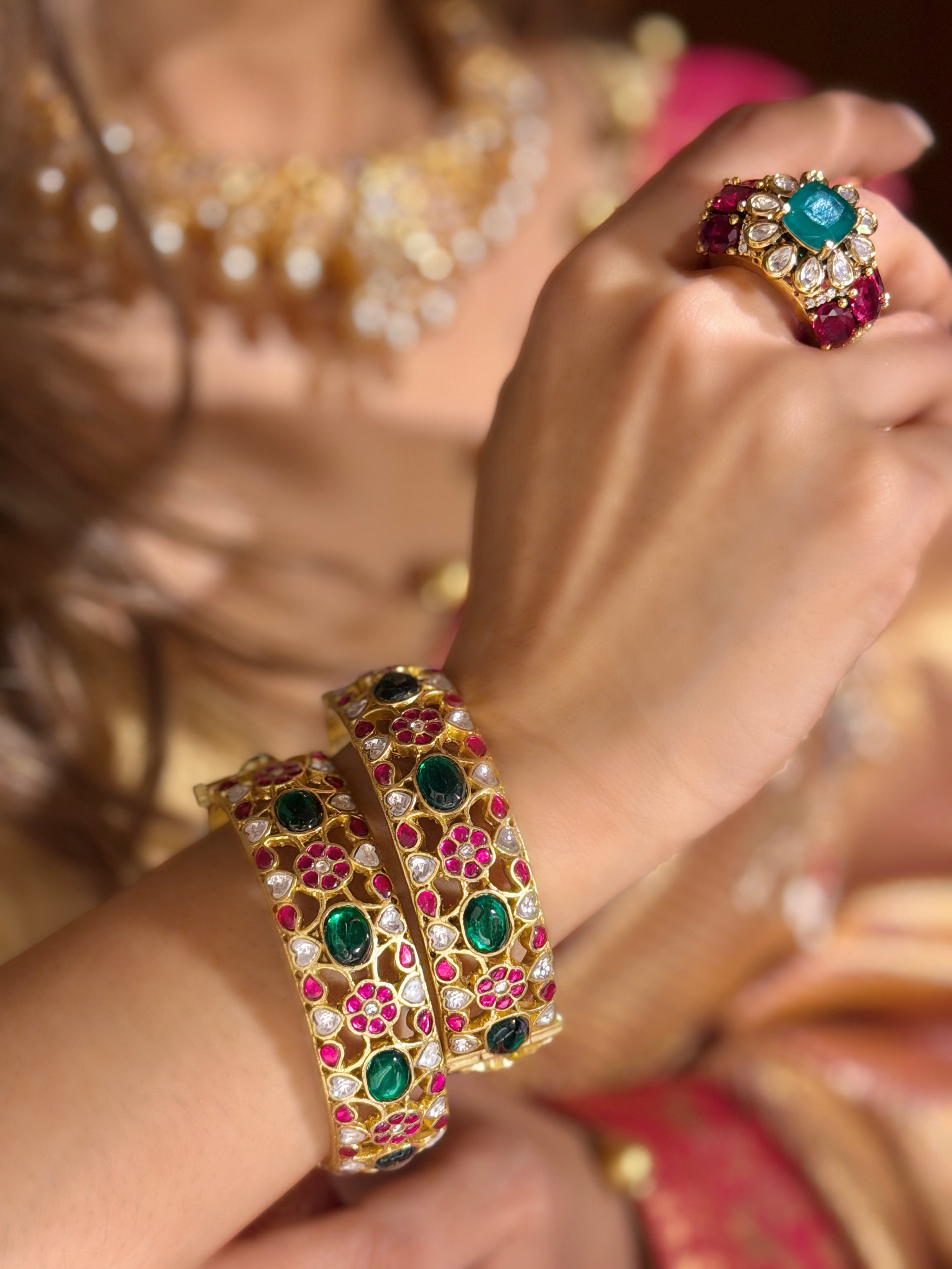 Niharika Kundan Jadau Bangle - Emerald
