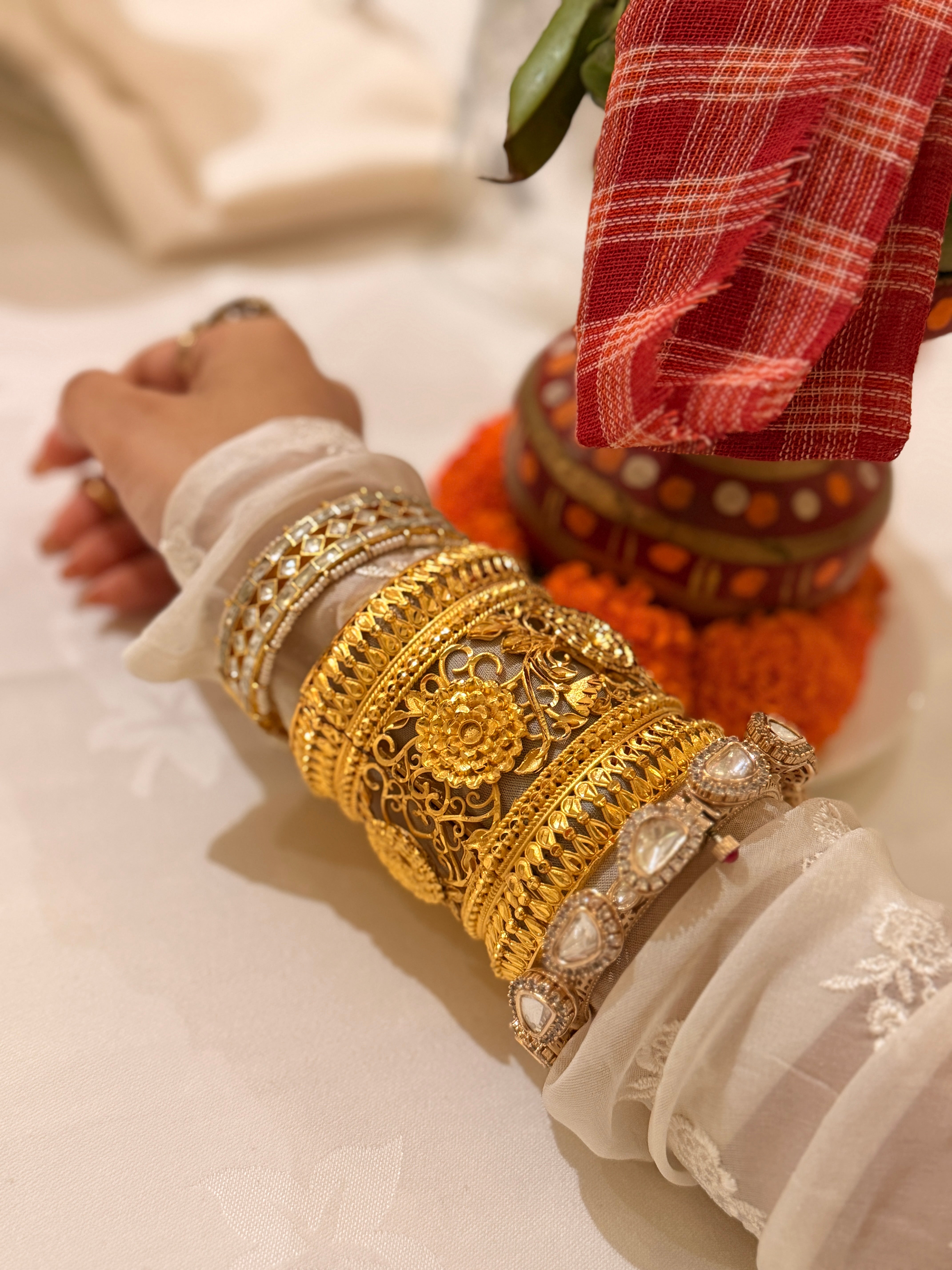 Swarnalata Chur ( cuff ) - Royal Bengal’26