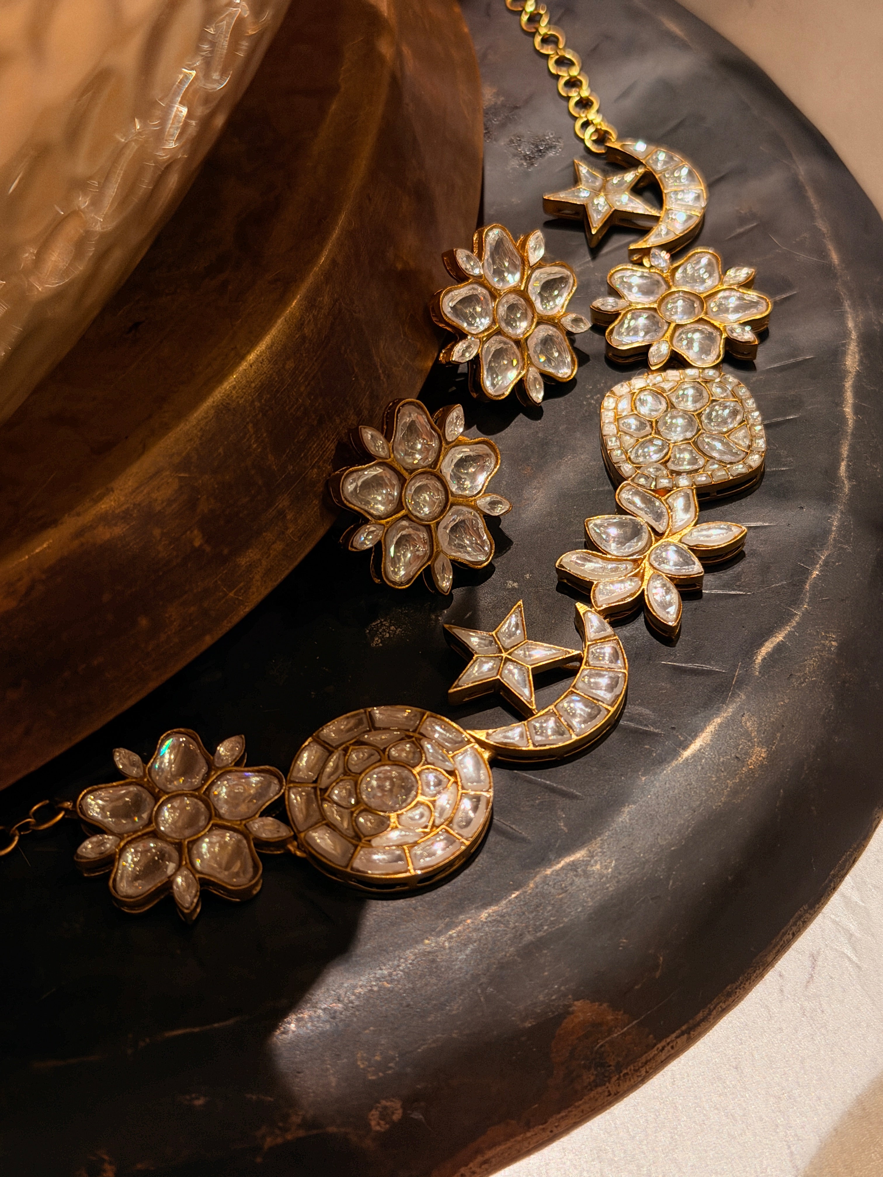 Chaand-komal polki Choker