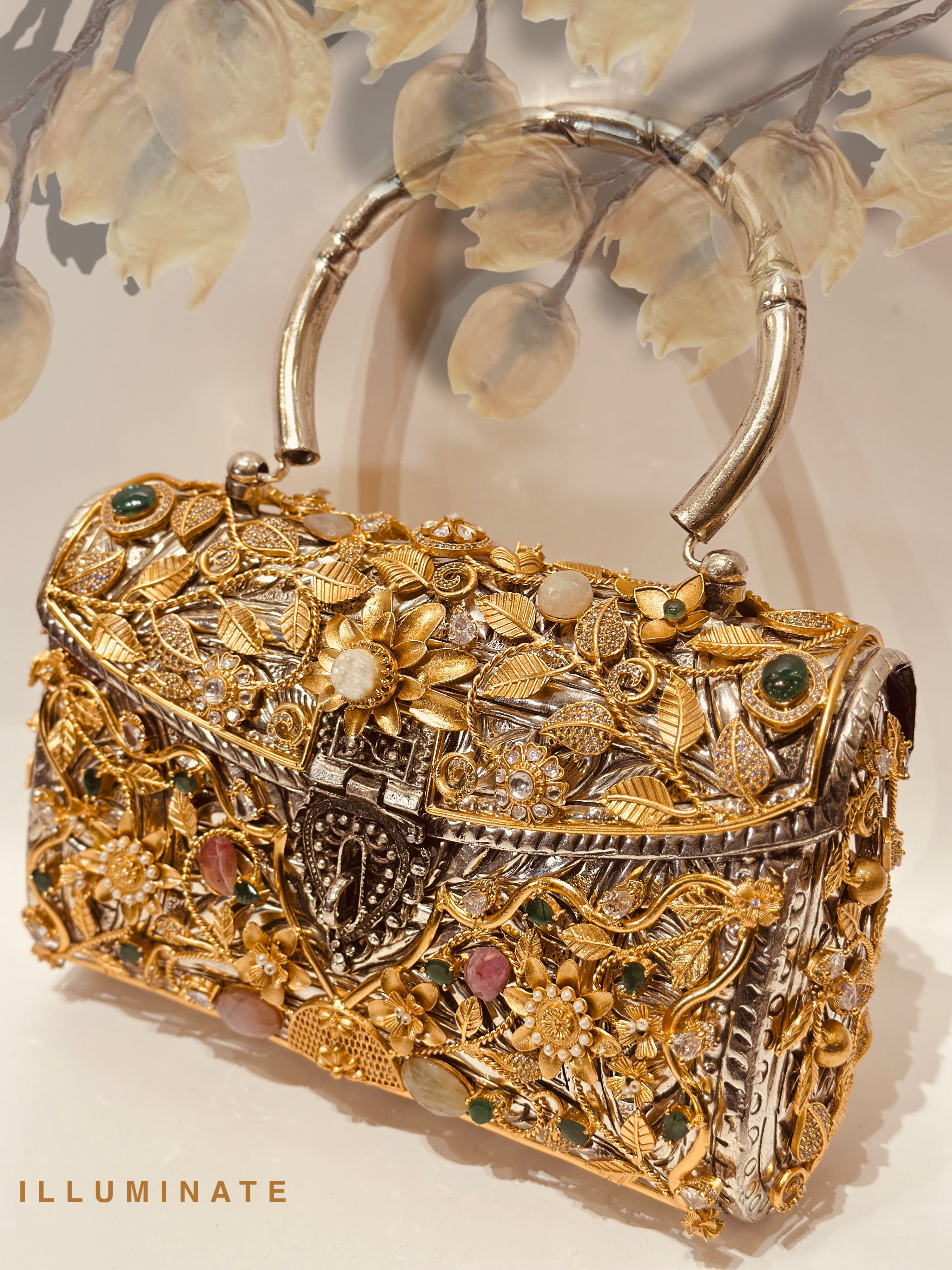 Illuminate Exclusive clutch