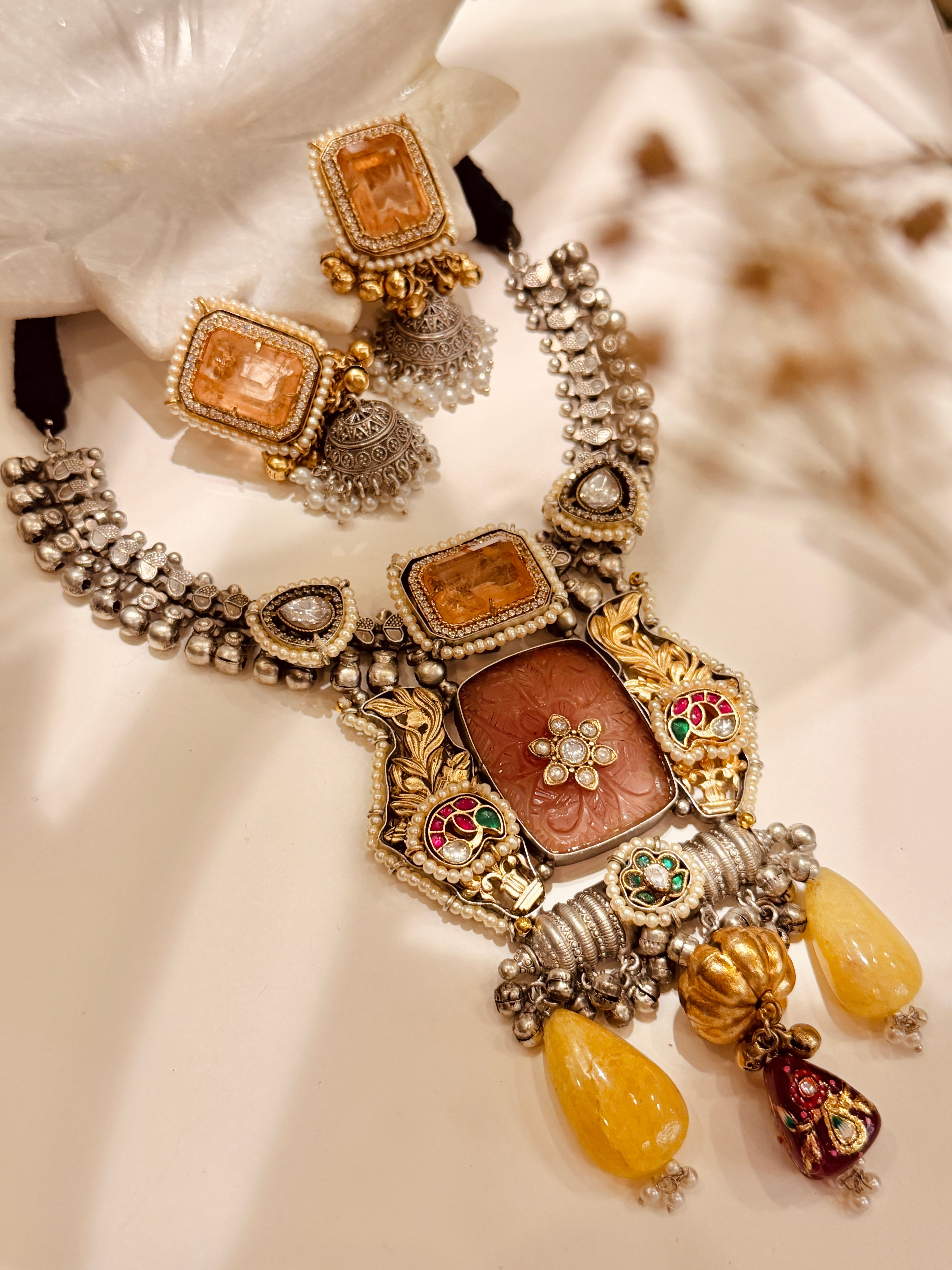 Sajna Fusion Necklace