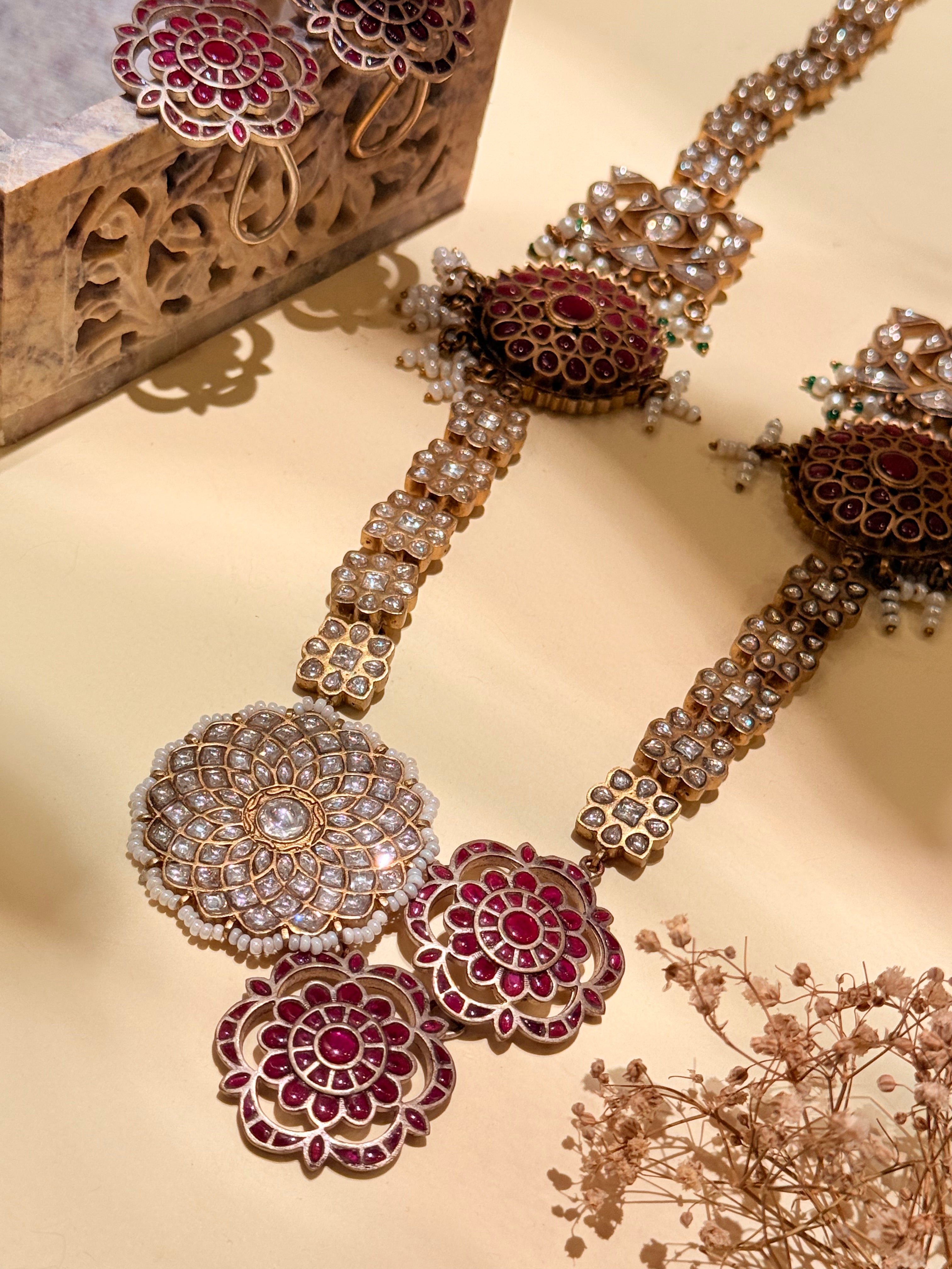 Phool kundan haar - MAHIRA