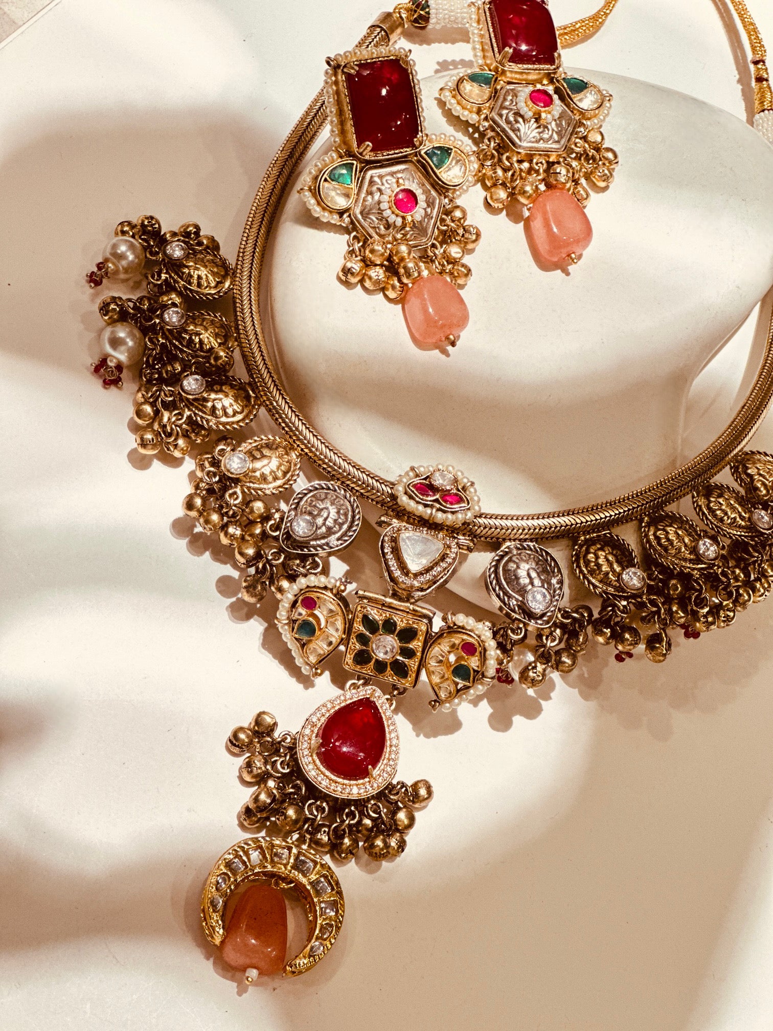 Naaz Necklace