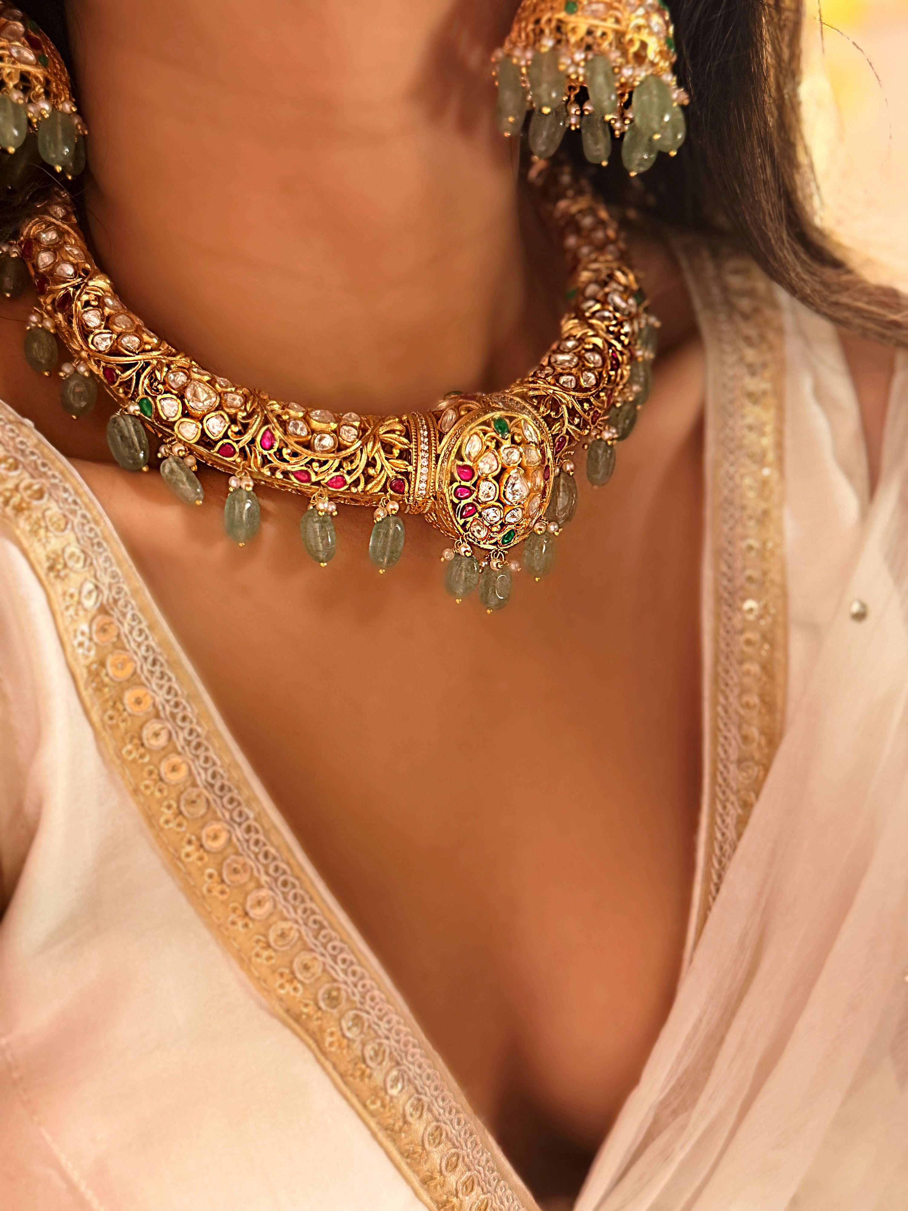Sreenika Hasli set