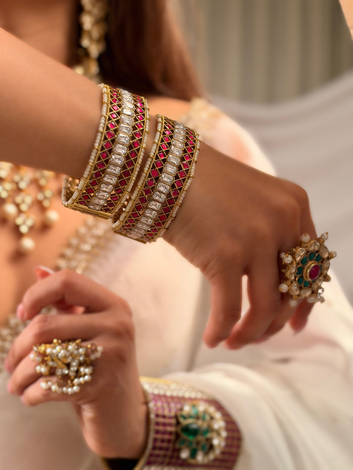 Mritika Jadau Bangle