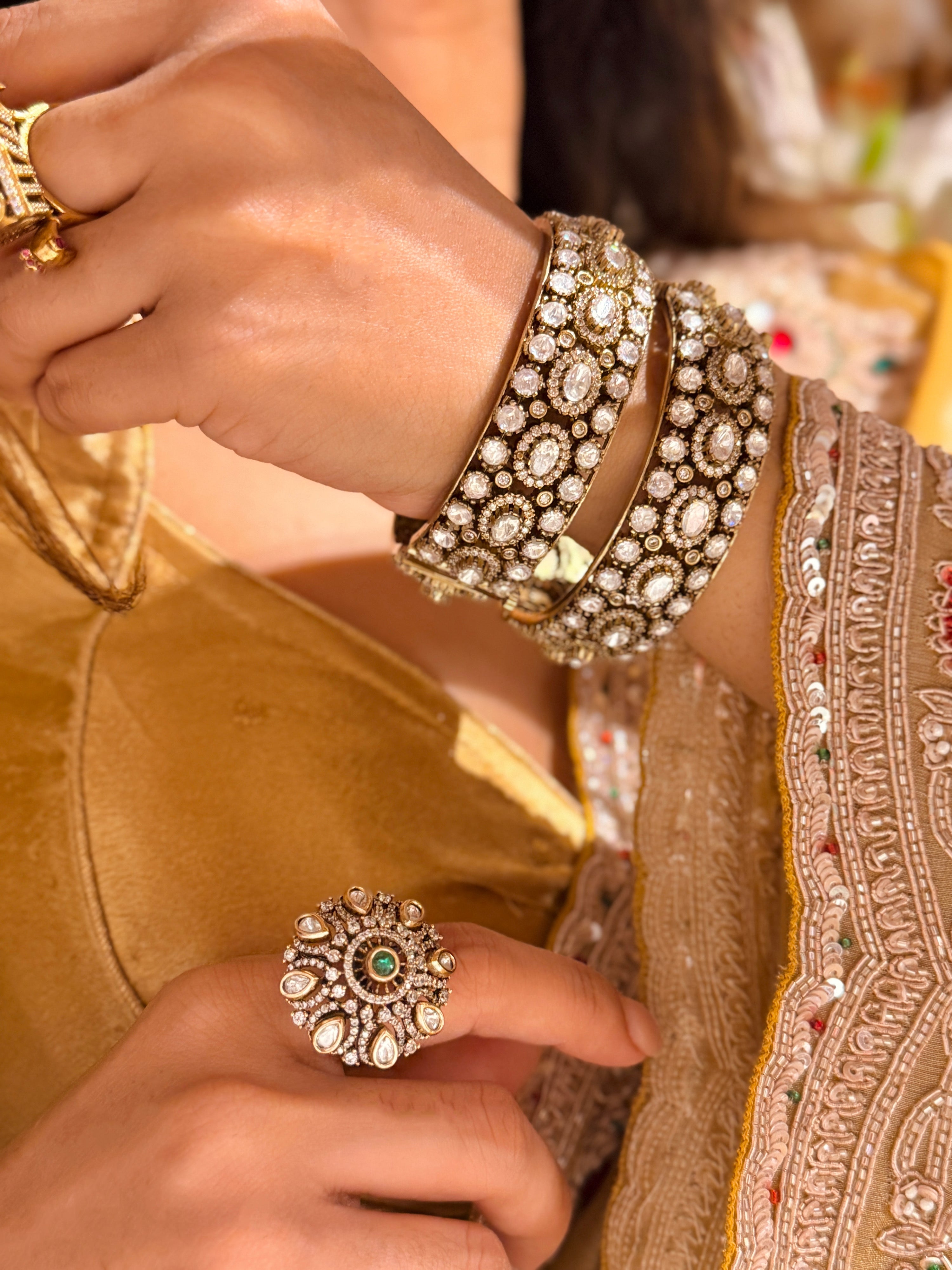 Ditya Bangle