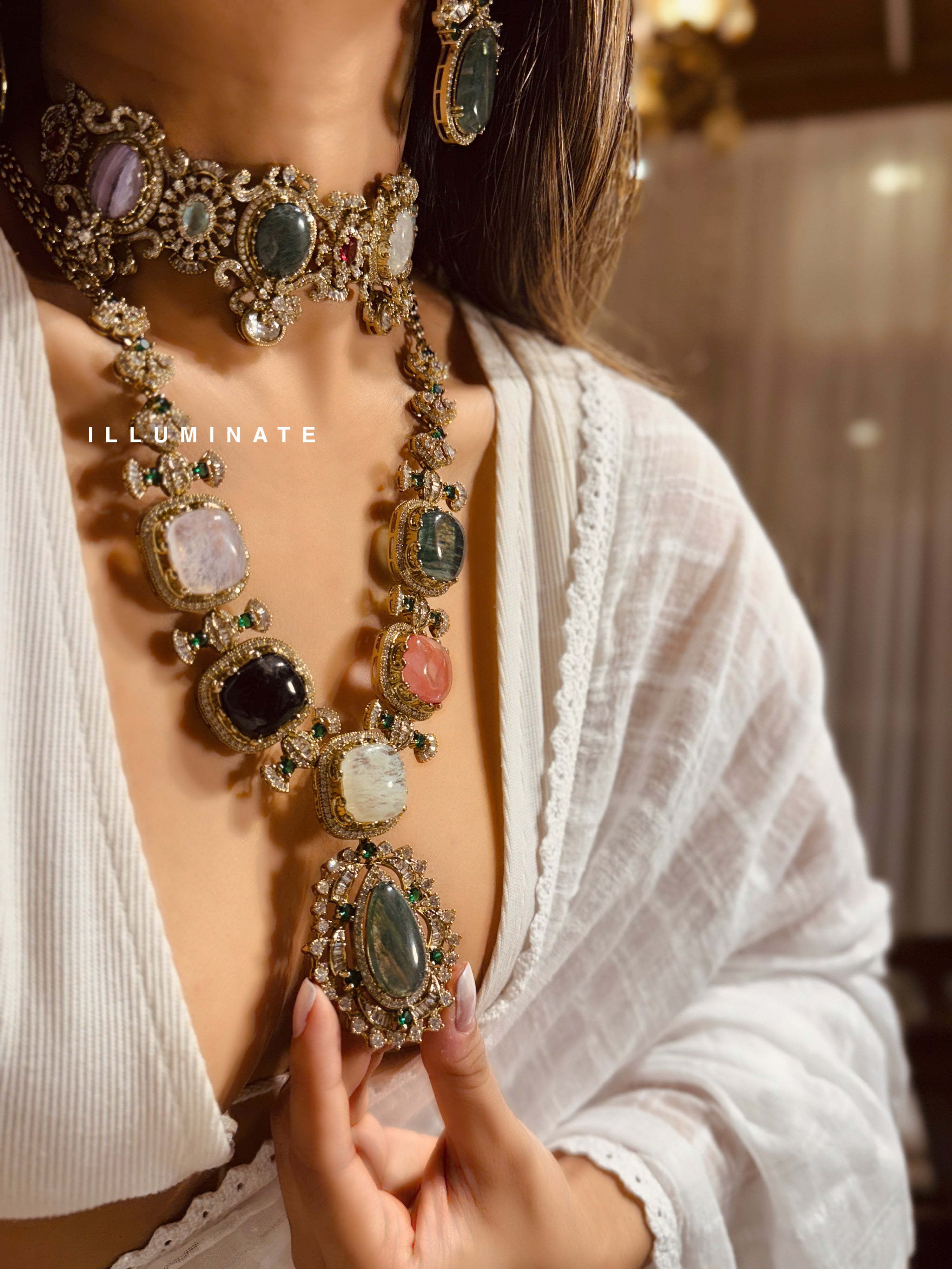 ELIZABETH DAZZLED NECKLACE
