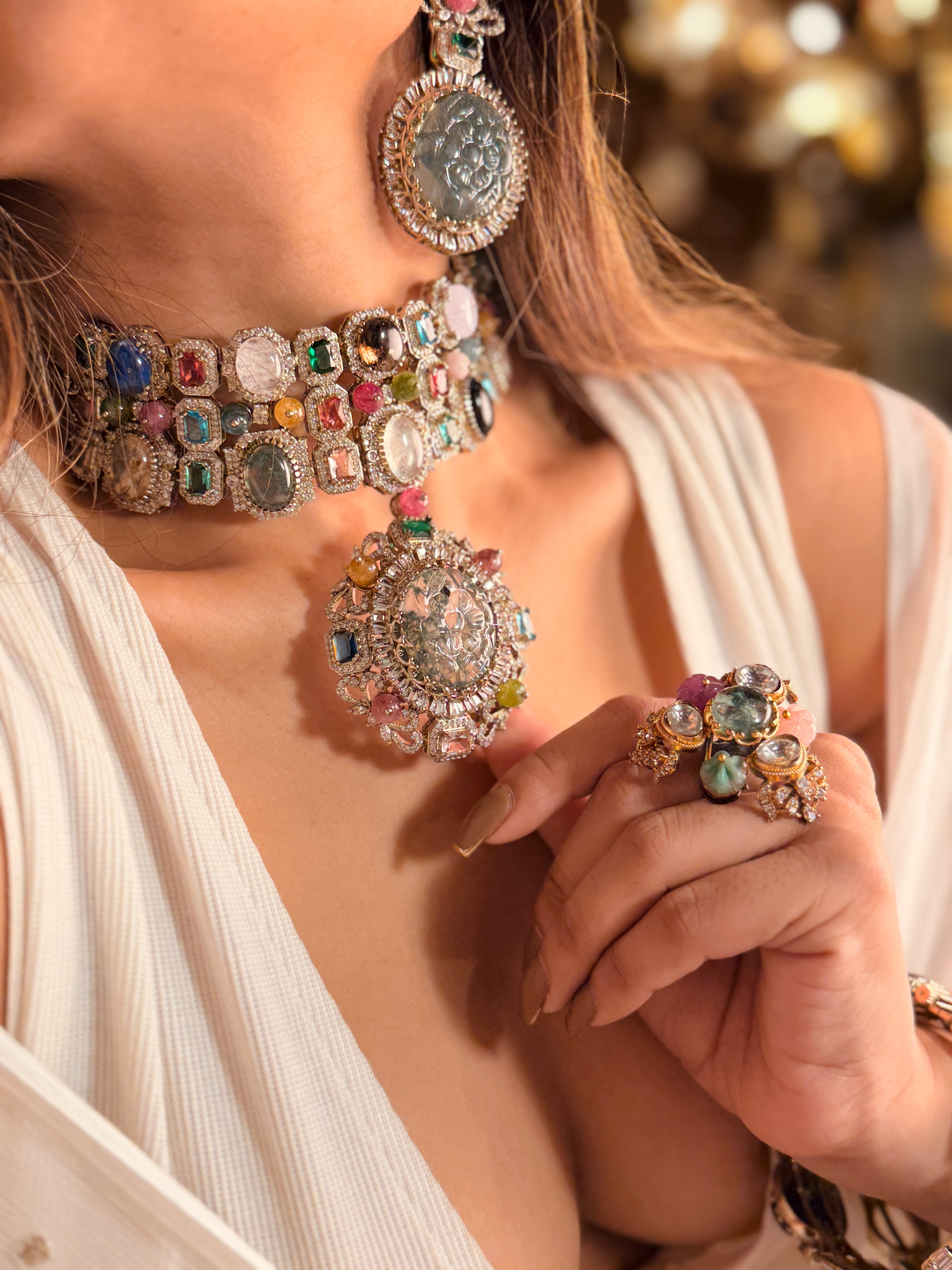 Rise above Dark- Elizabeth