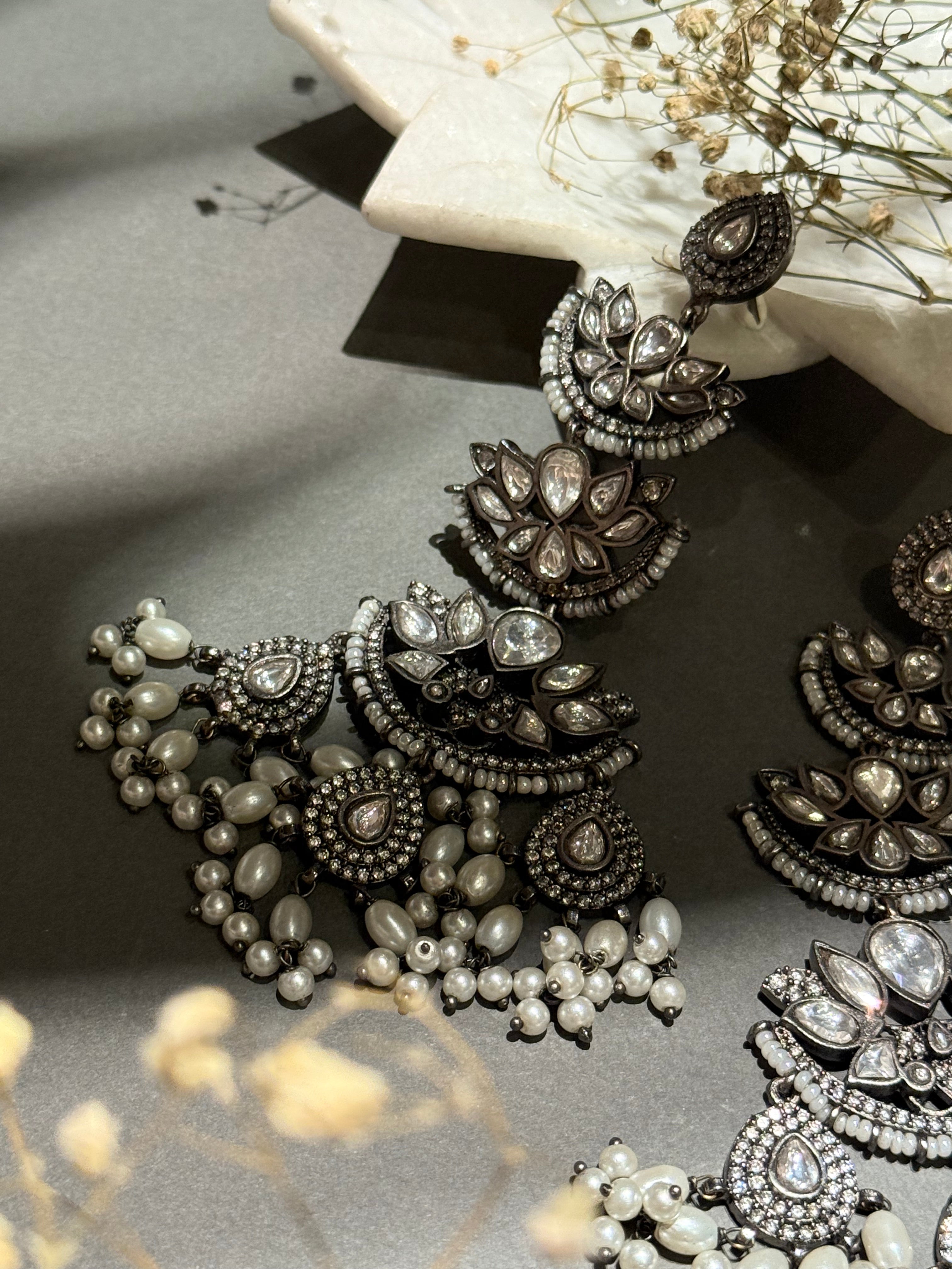 Kamli lotus layered earring