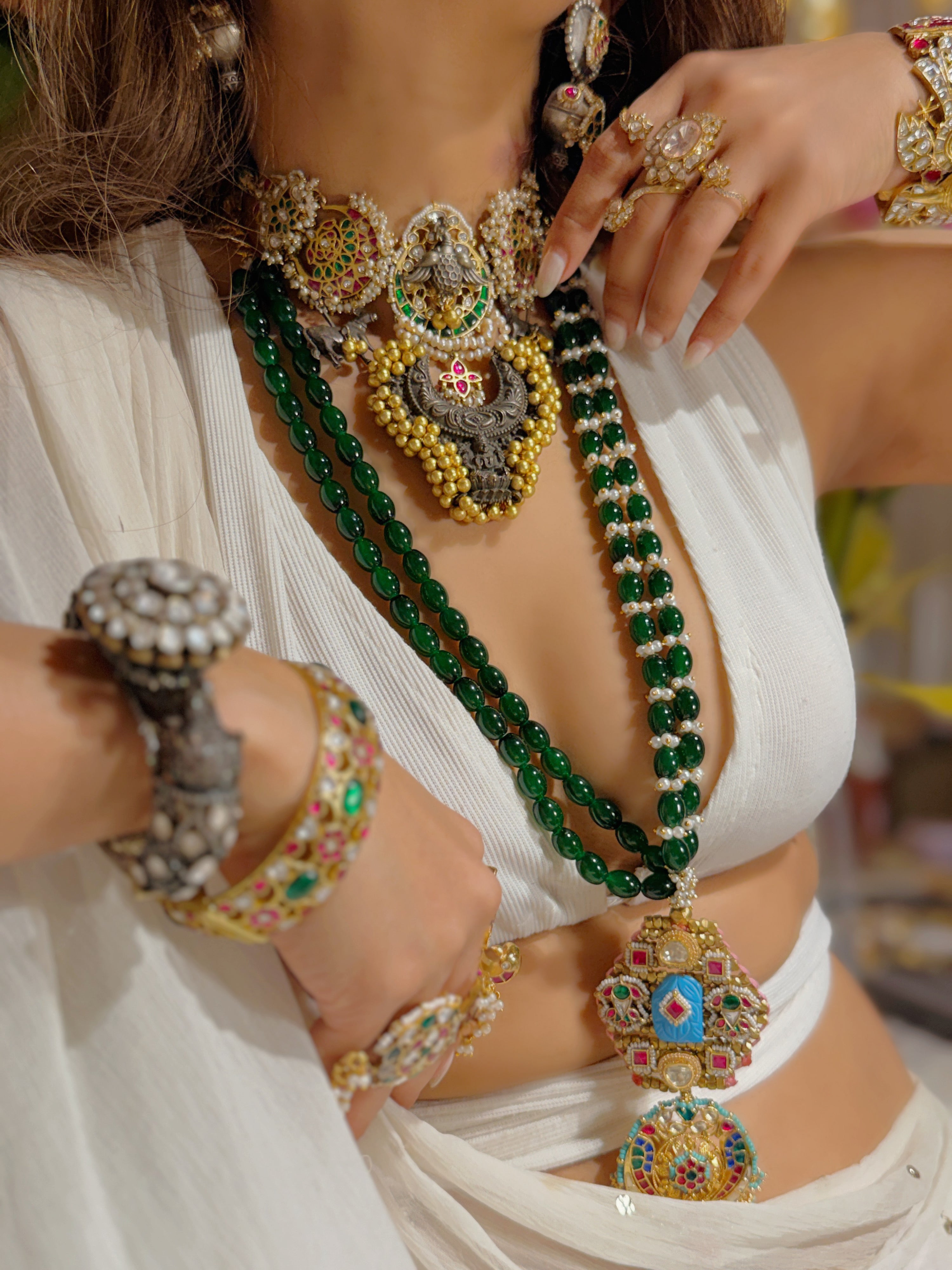 Leelamayi Feroz long necklace