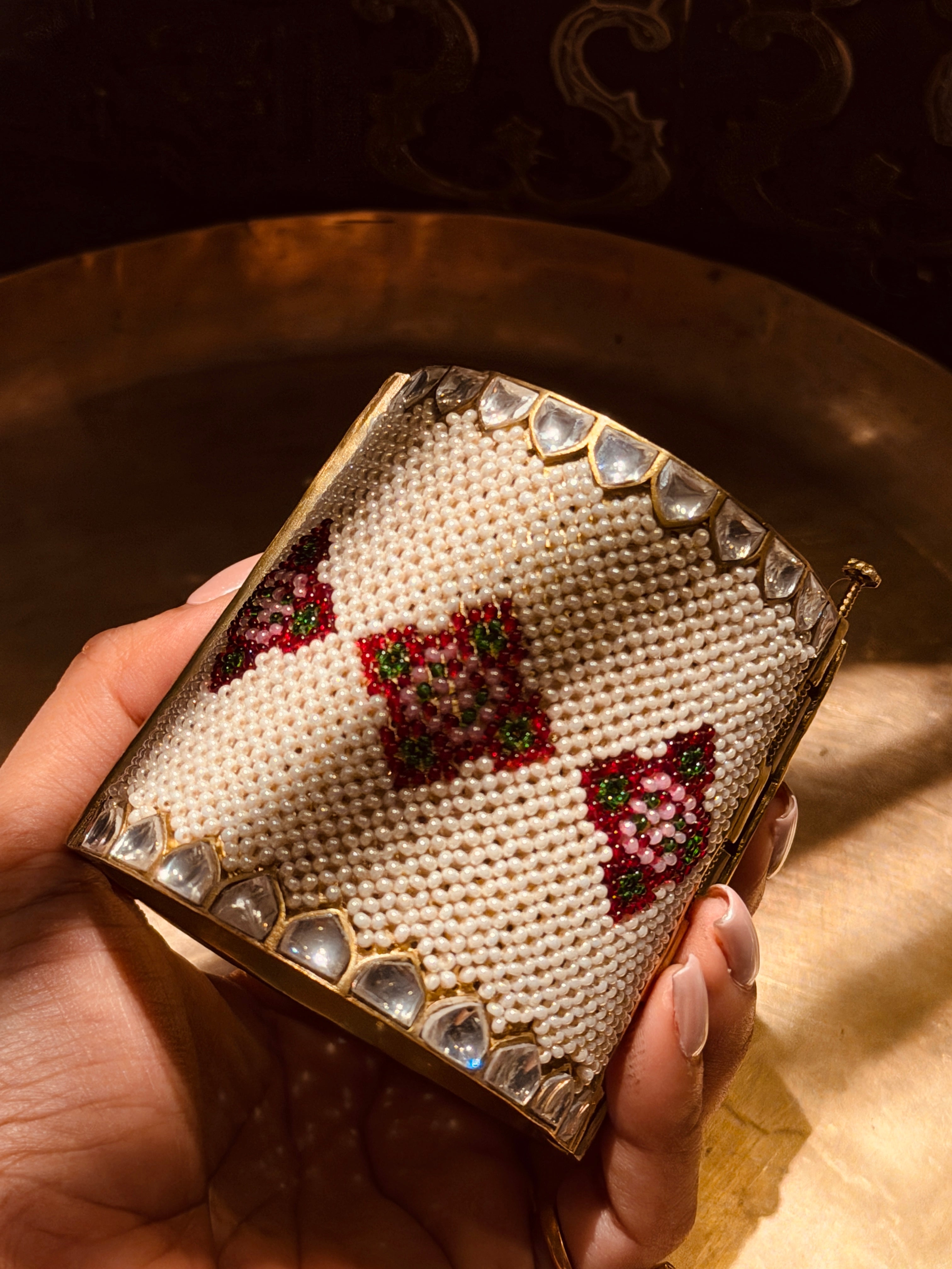 Saralya Hand cuff- Mahira