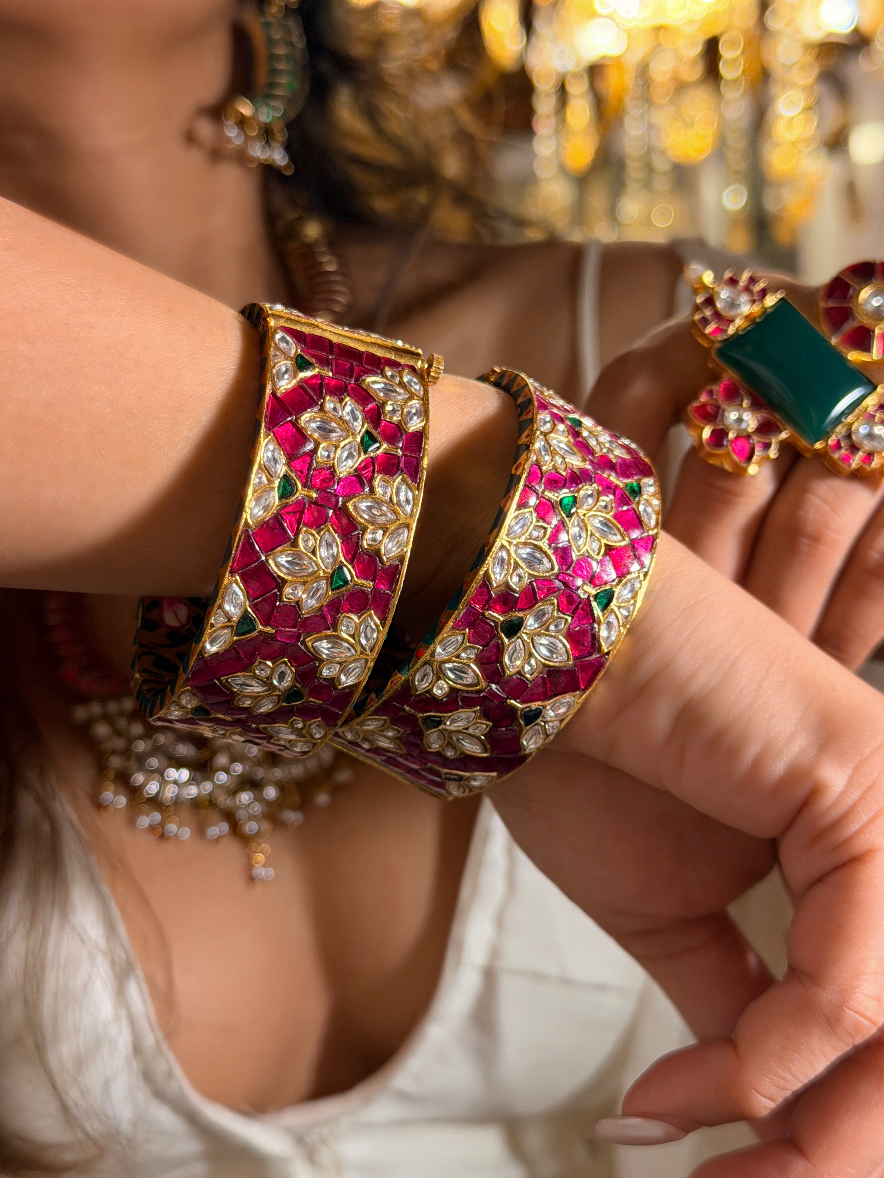 Komal Jadau Meena Bangle