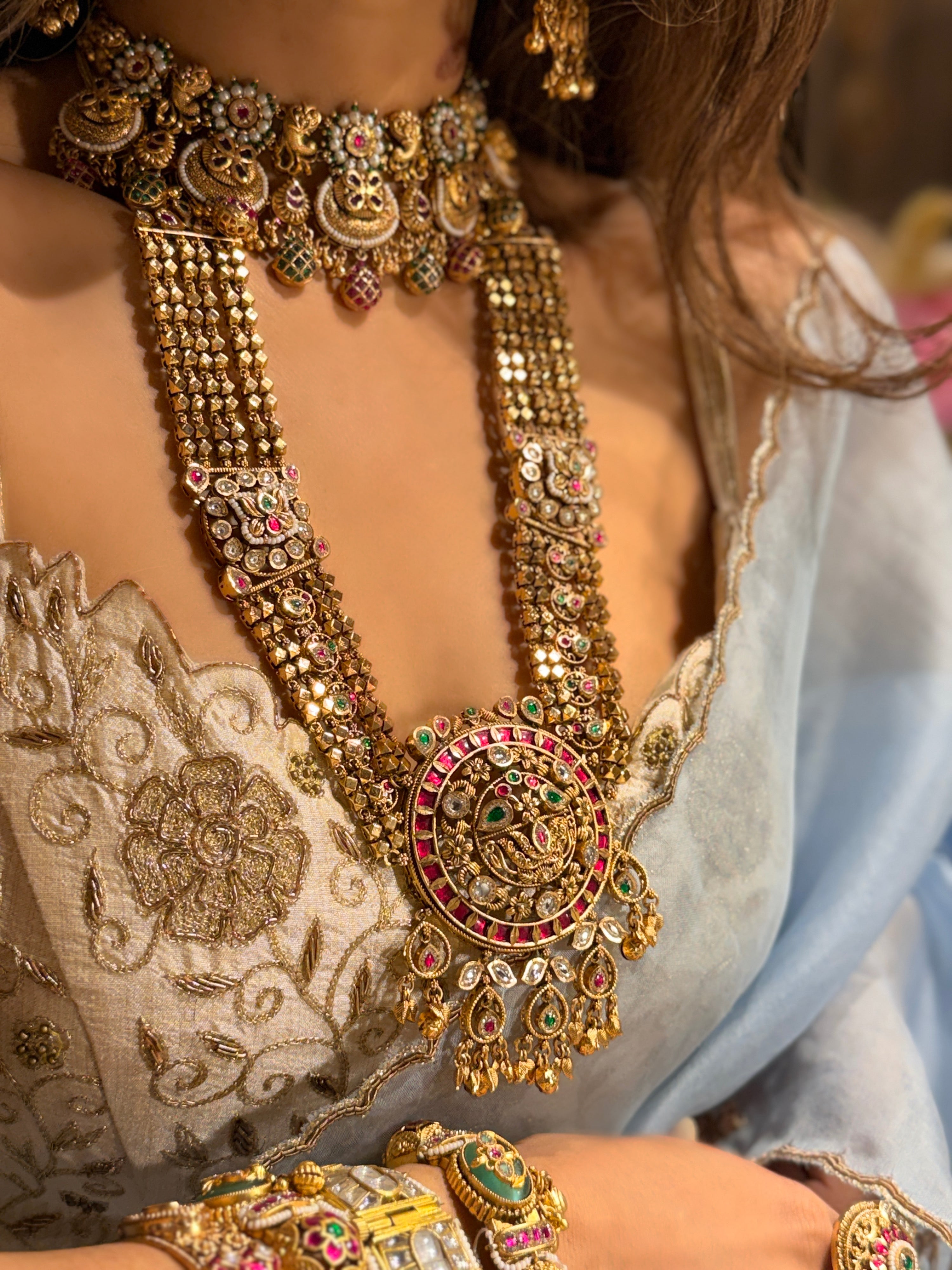 Kashvi gold plated Rajwadi Necklace