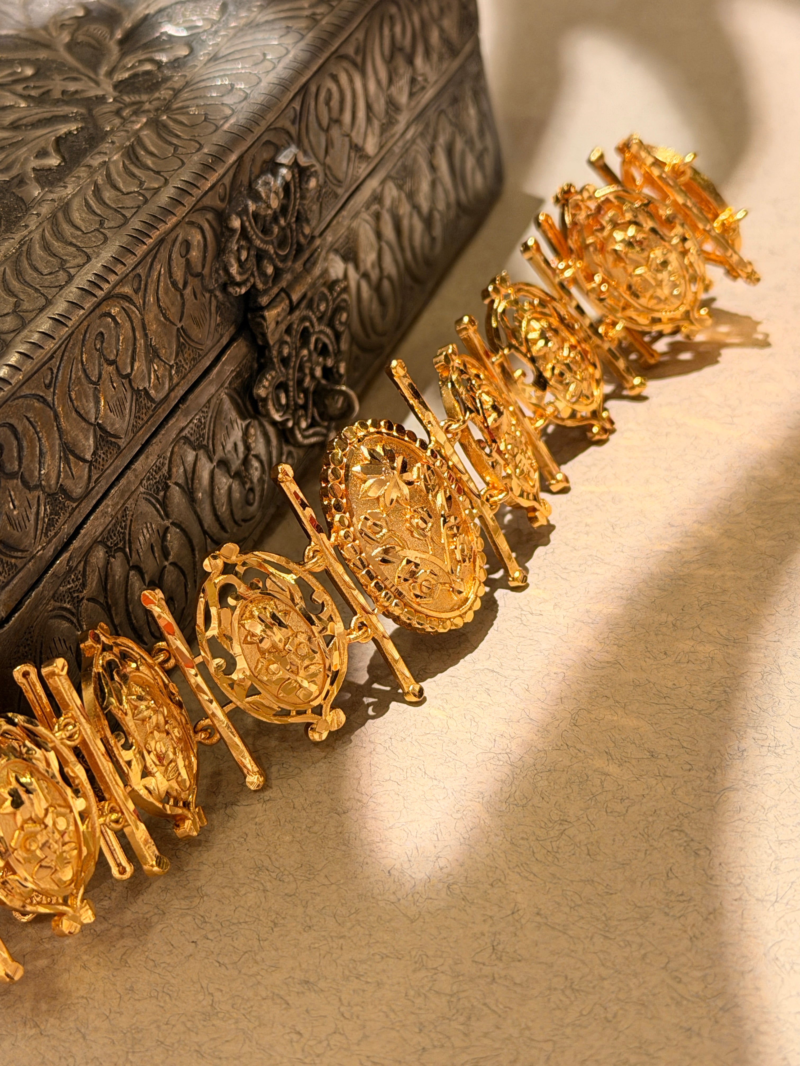 Dynasty Gold Choker - Royal Bengal ‘26