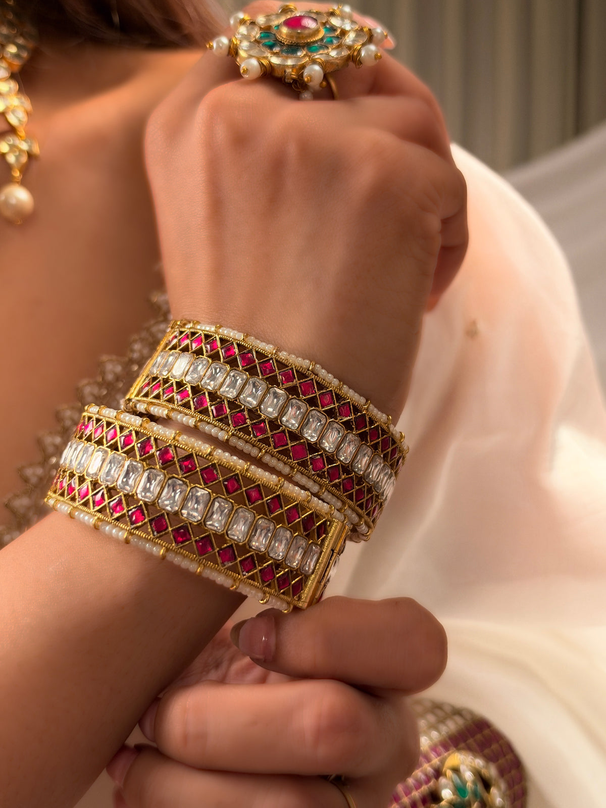 Mritika Jadau Bangle