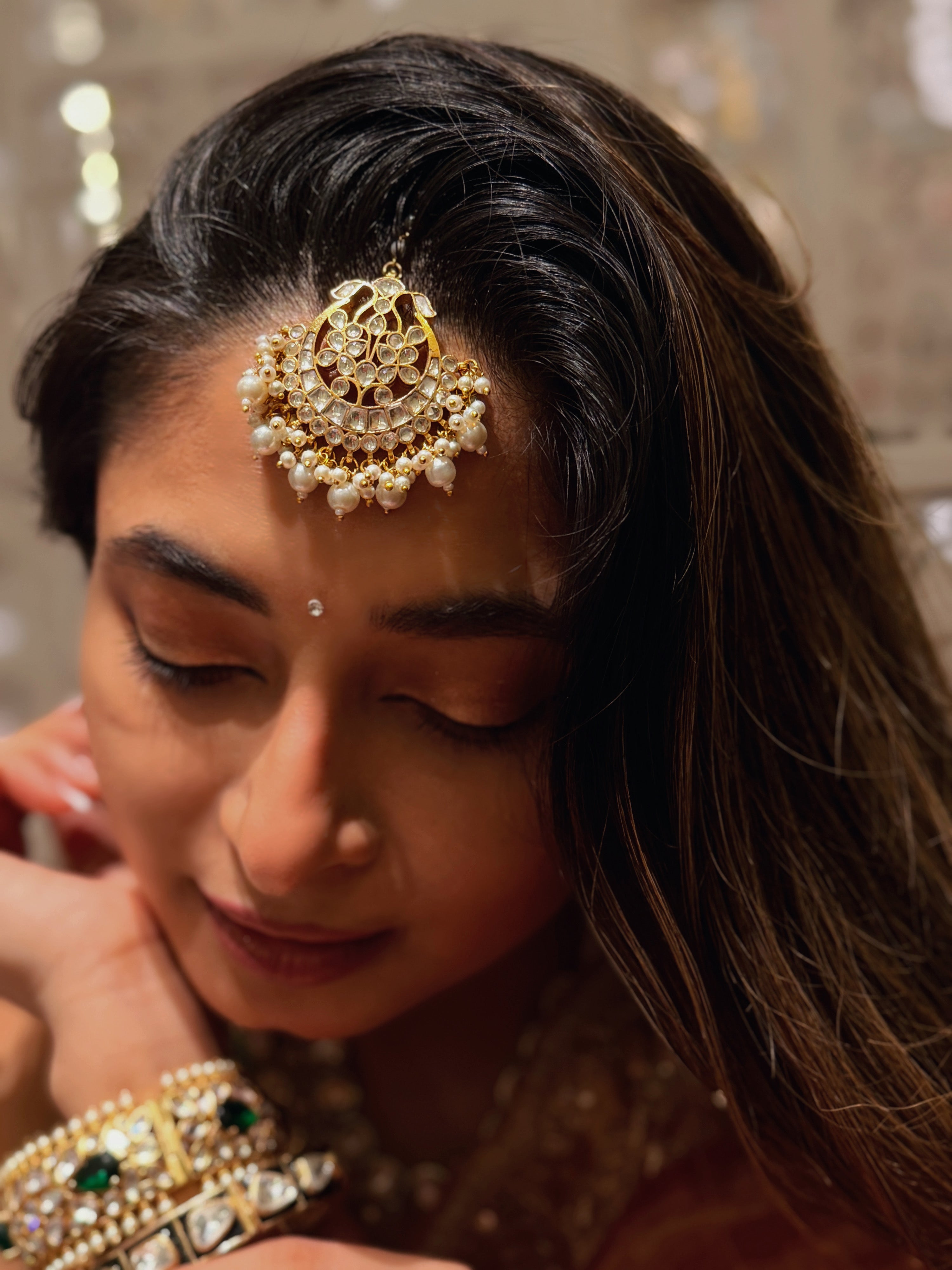 Kundan Moti drop Tika