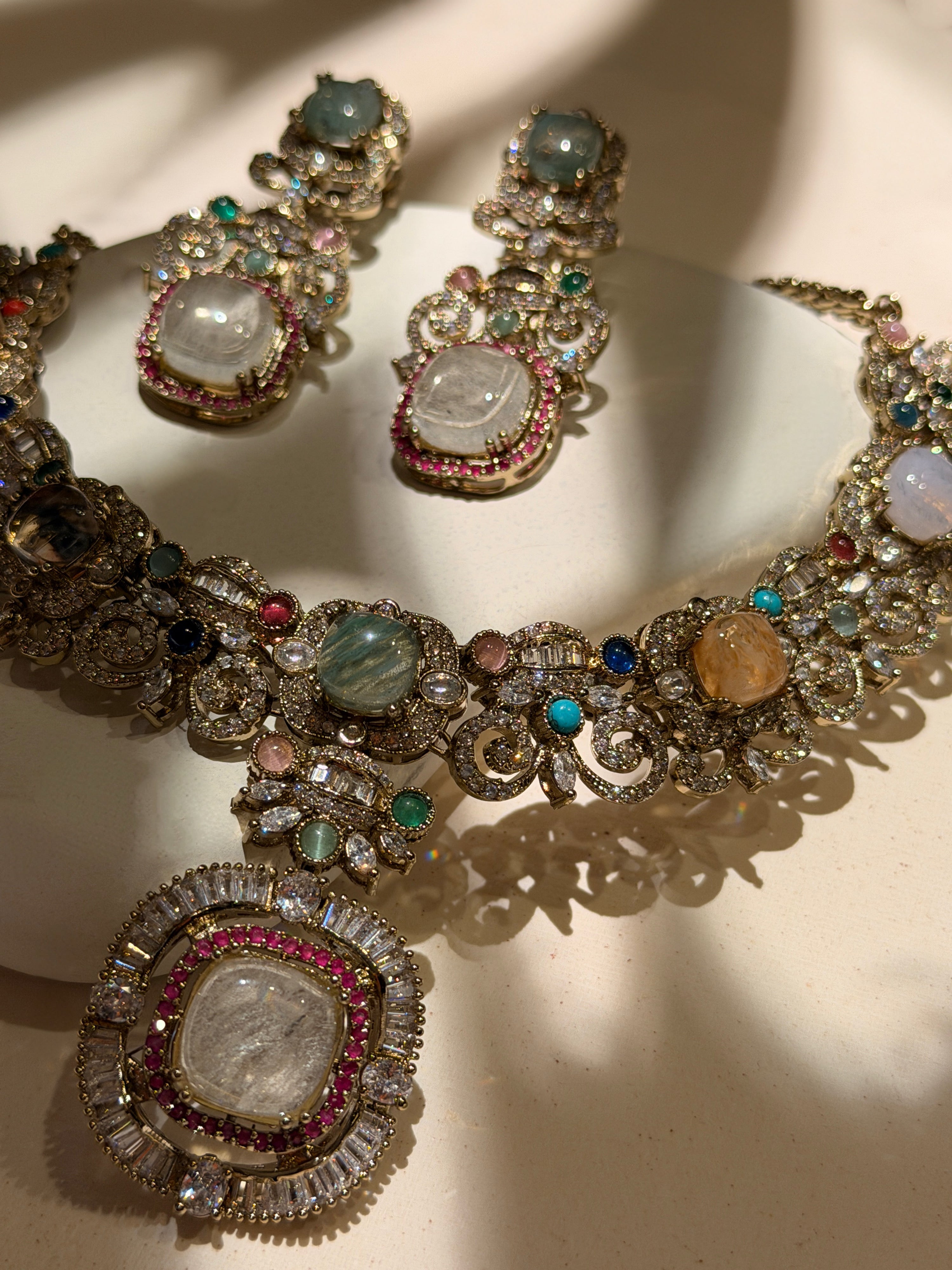 Elizabeth Aurora Gem Cascade