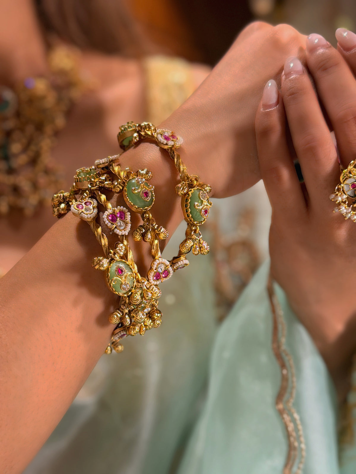 Dhriti Rajwadi Bangle