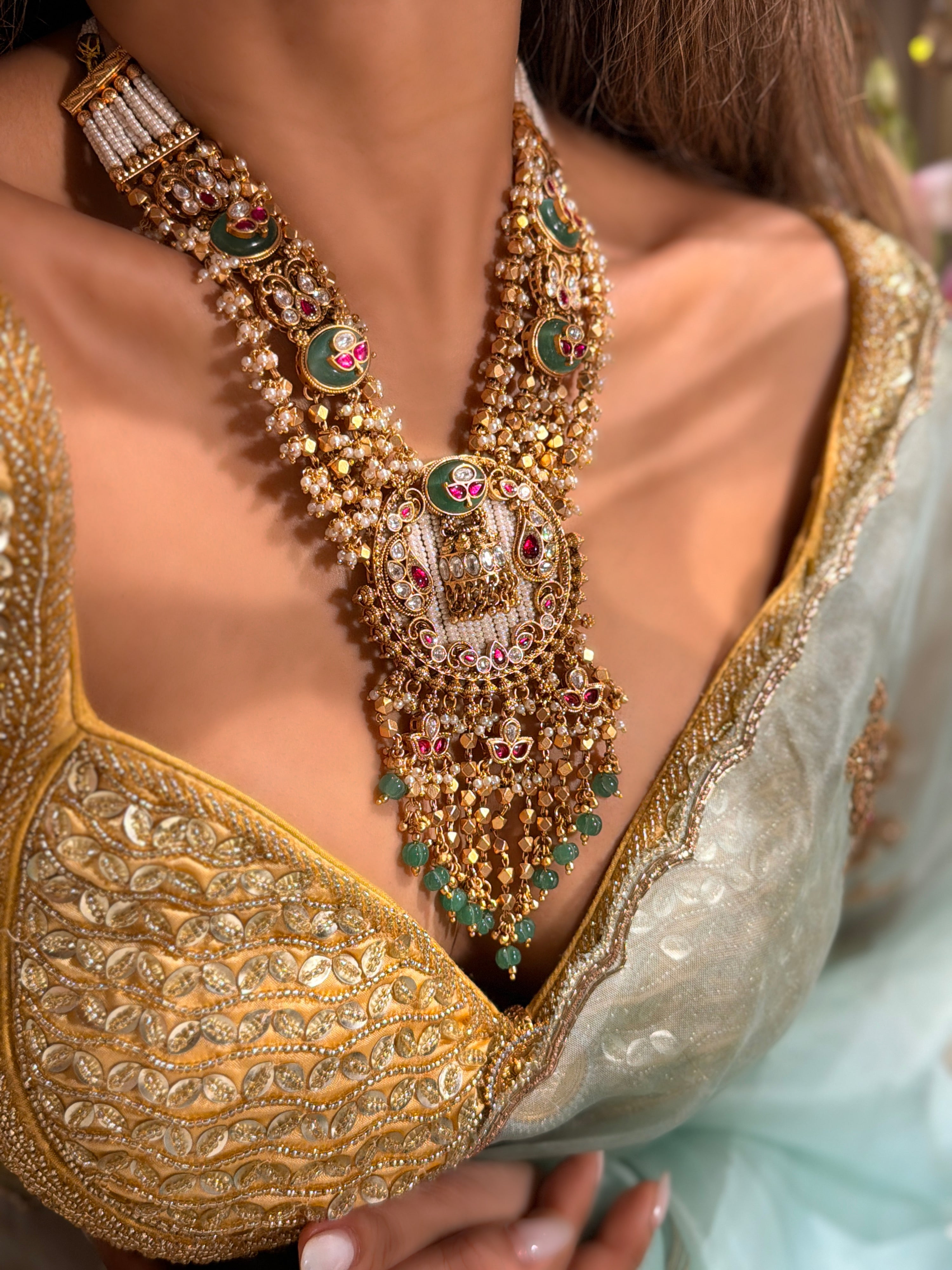 Tvesha gold plated Rajwadi Necklace