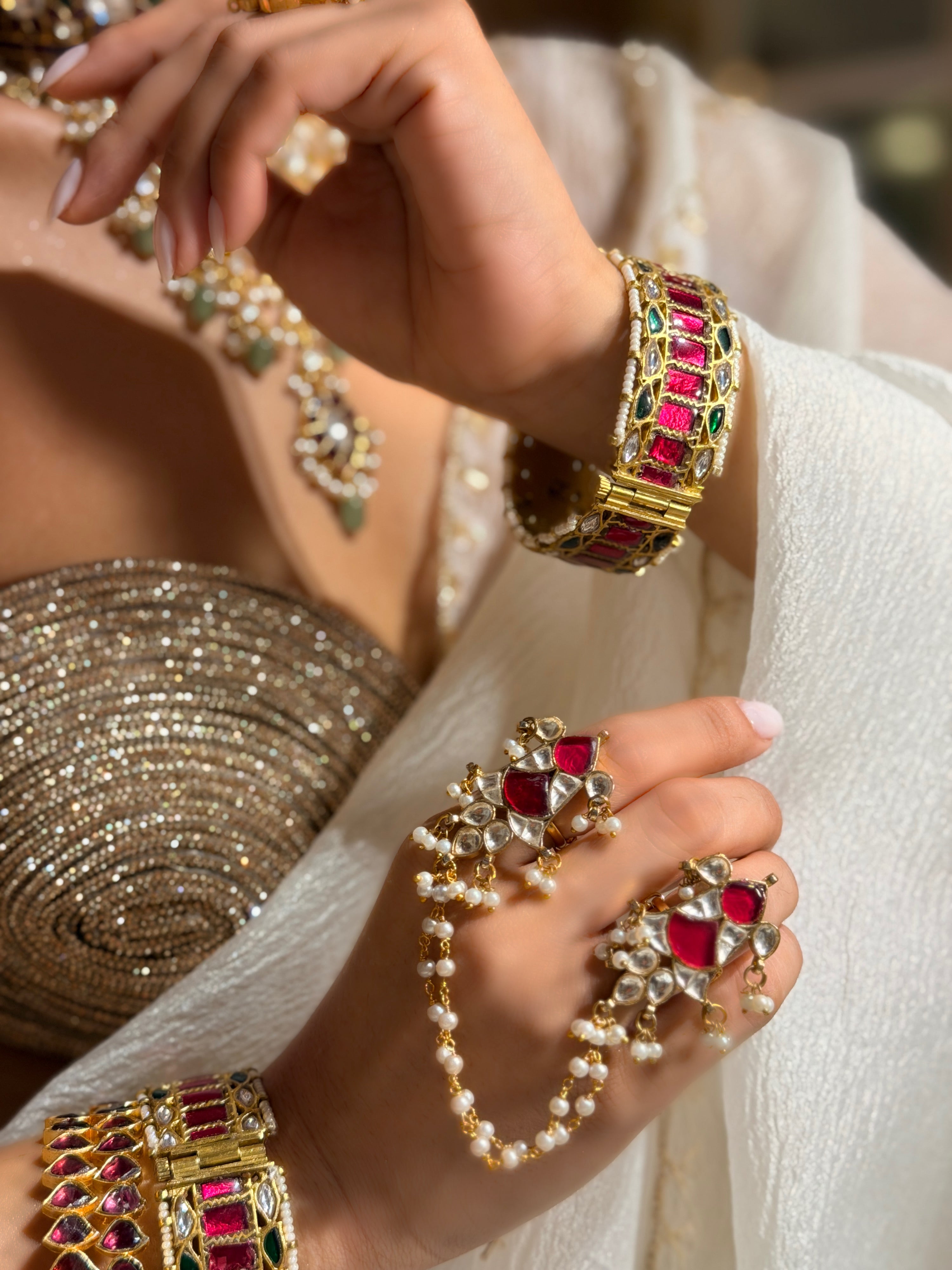 Matsya Pearl chain Dual Finger Ring