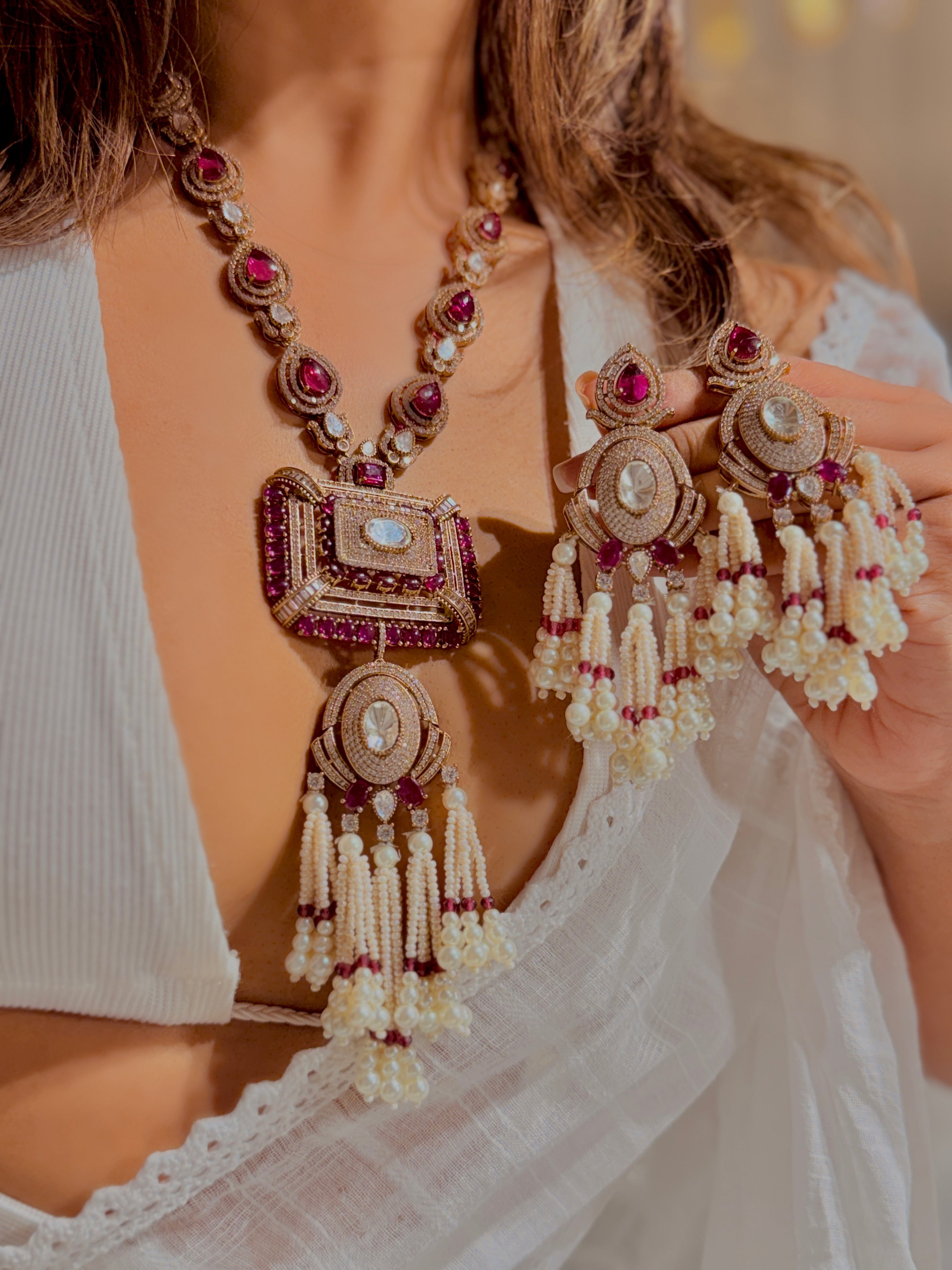 Arshi pearl Dangler