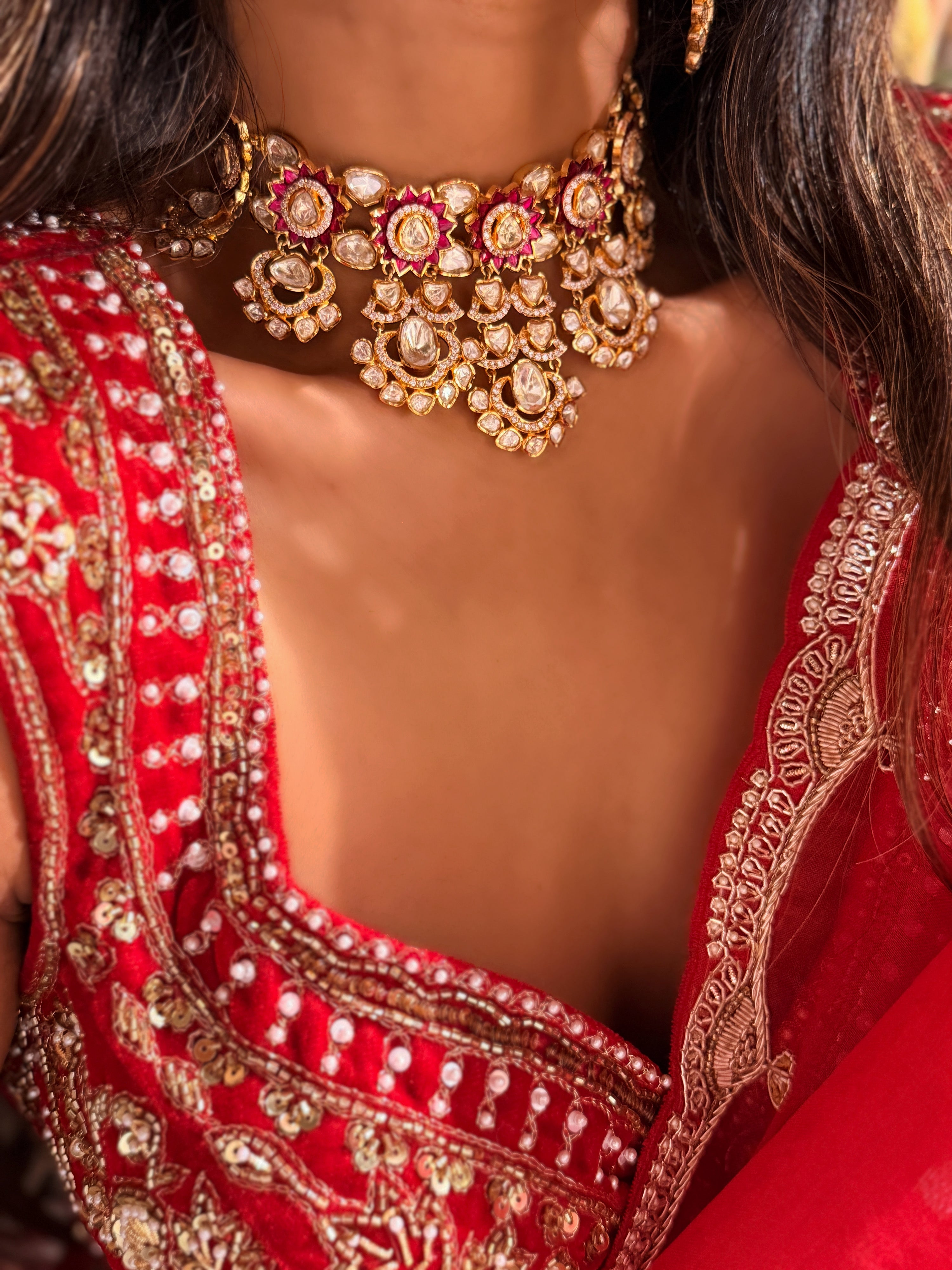 Ruhani Gulab Choker
