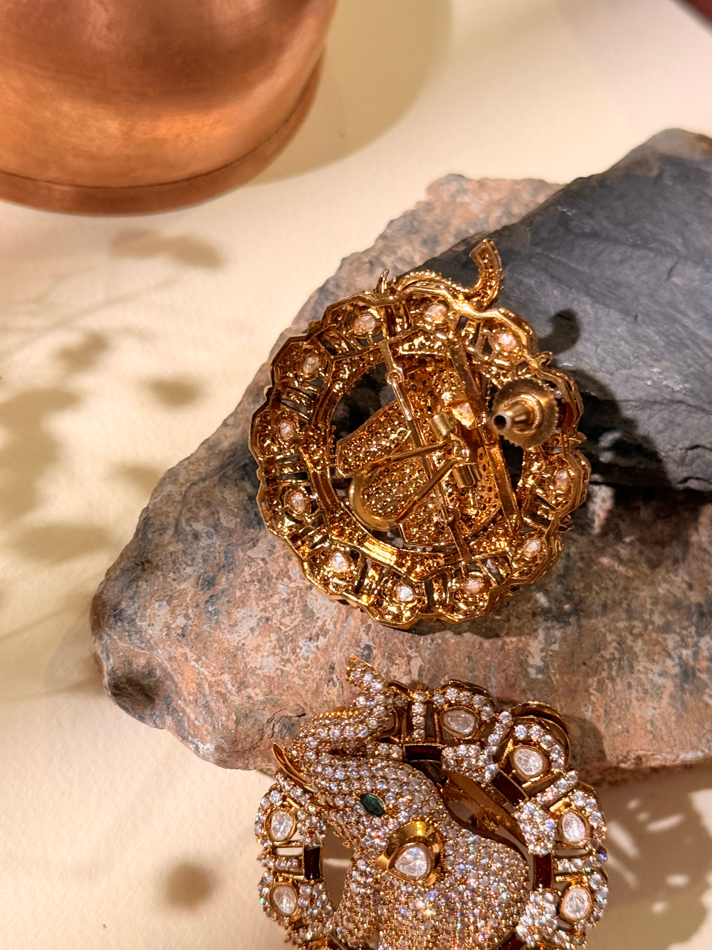 Elephant Zircon Stud