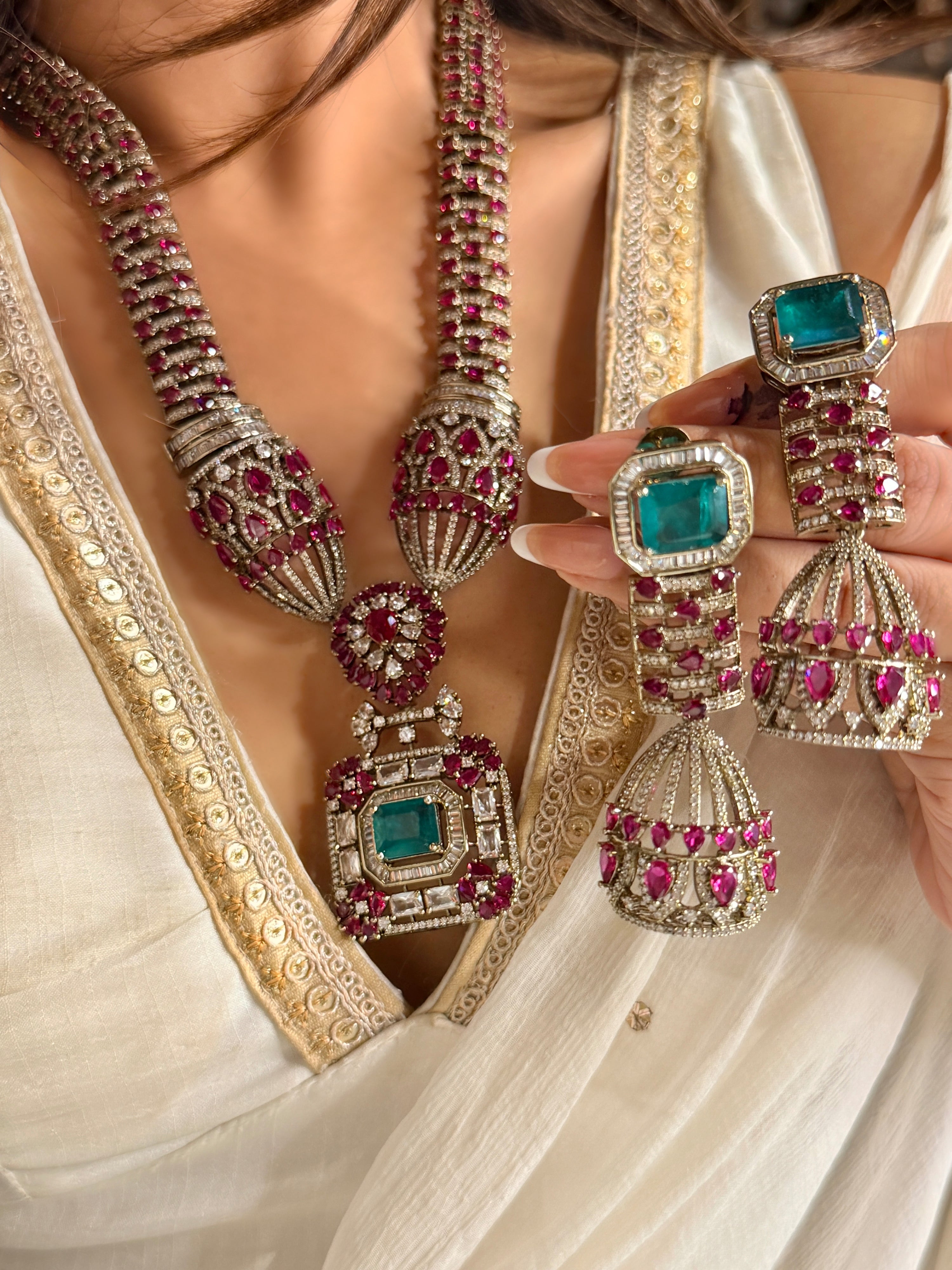 Nargili long Necklace