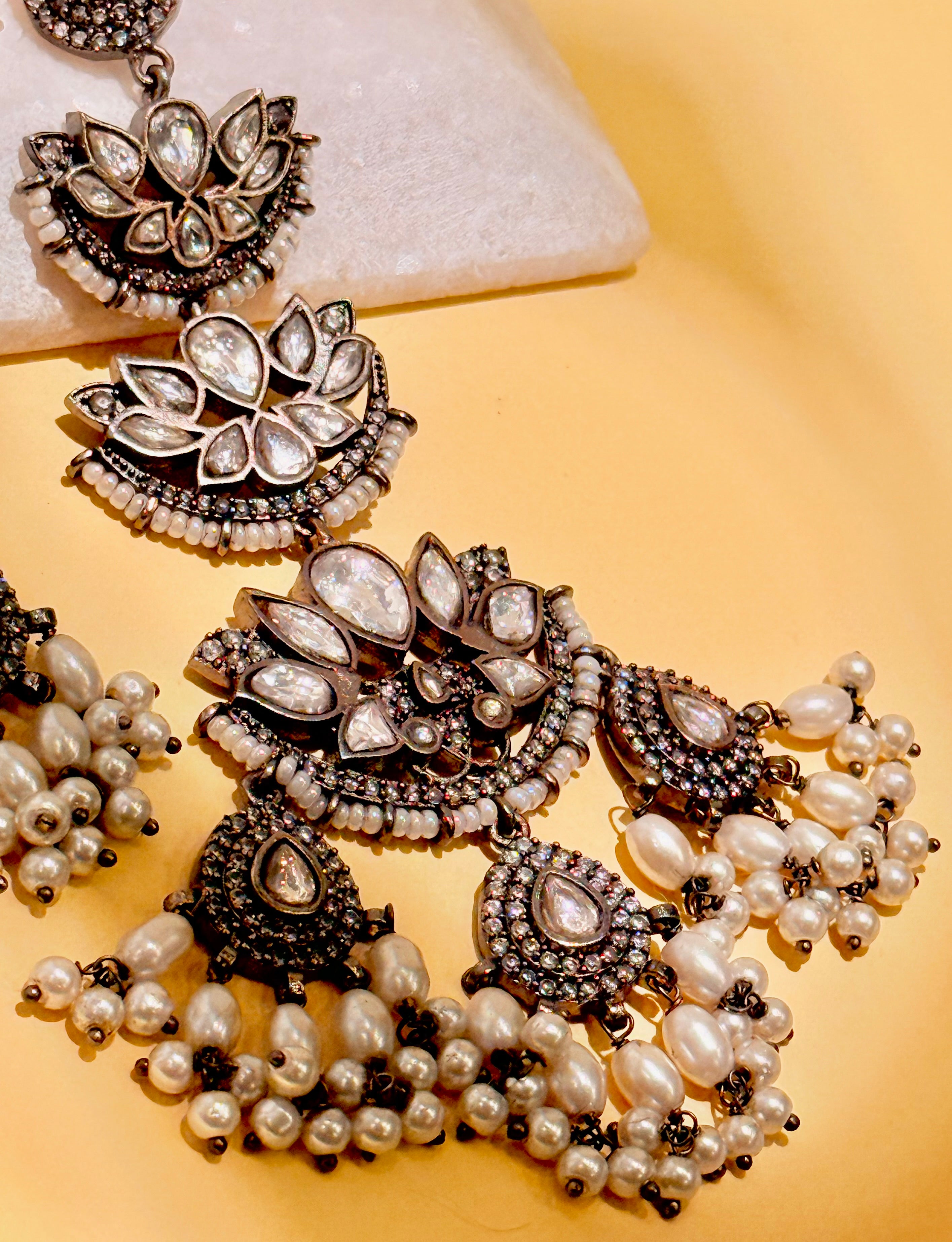 Kamli lotus layered earring