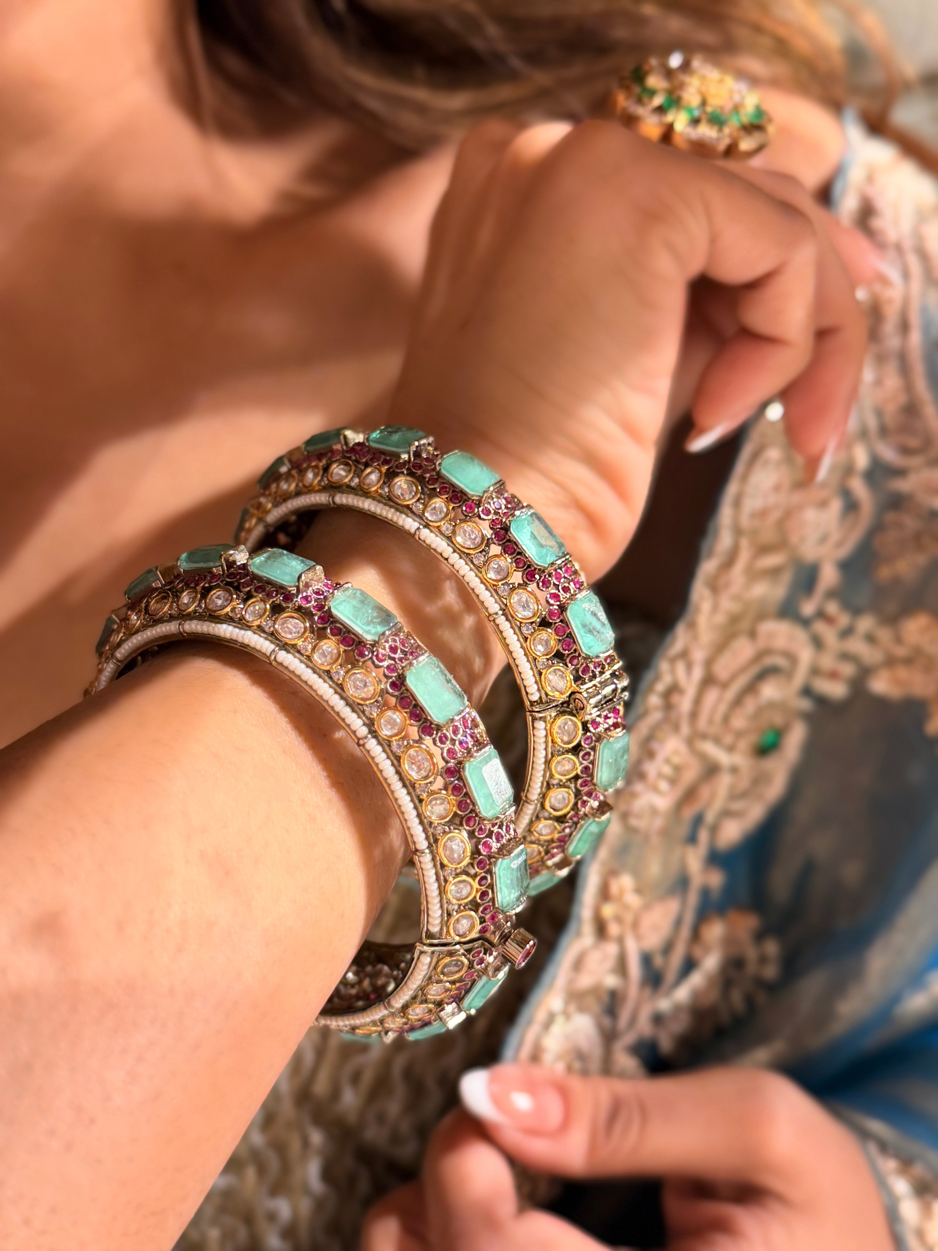 Taniya Mint Bangle